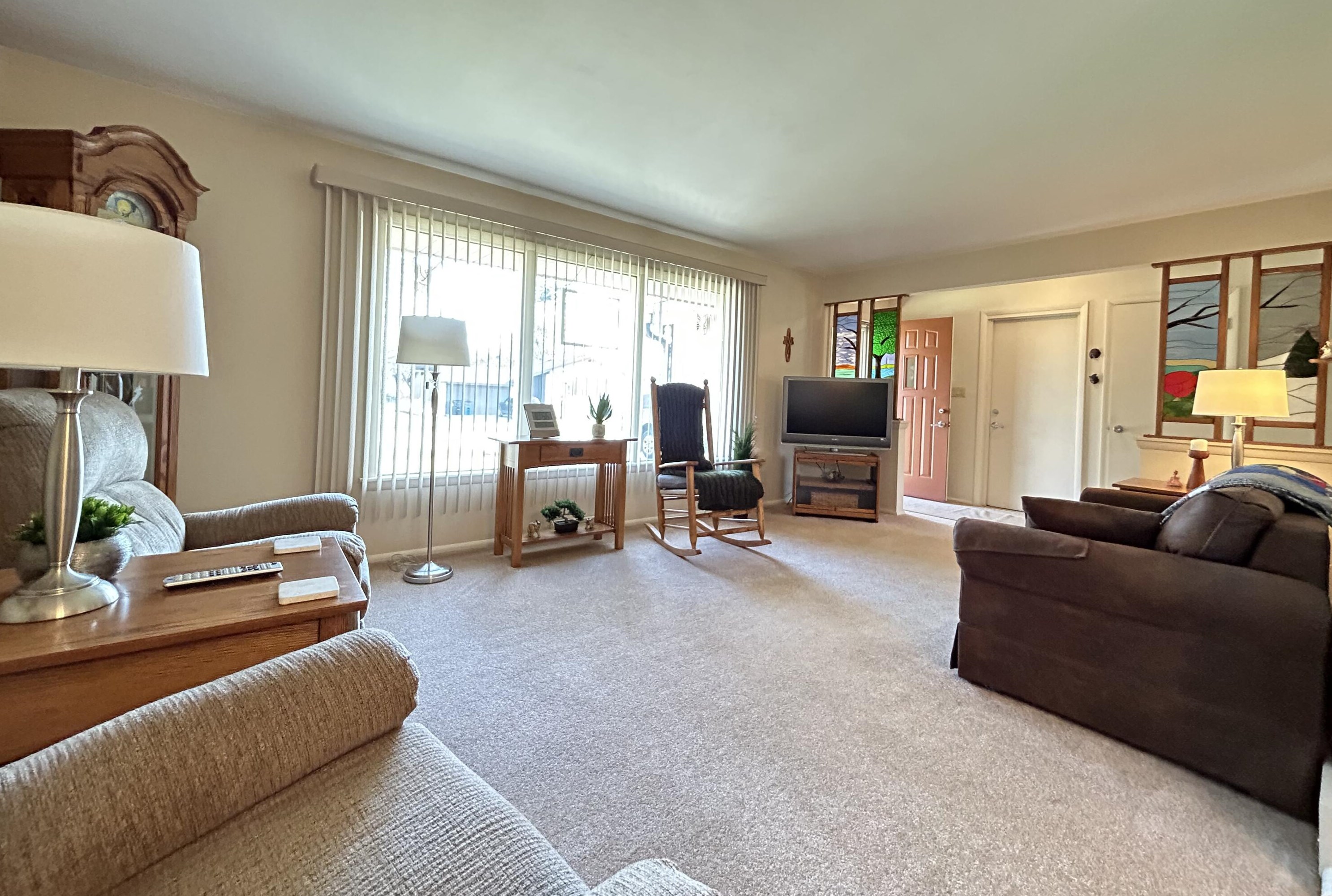3326 Monarch Dr, Racine, WI 53406-5454