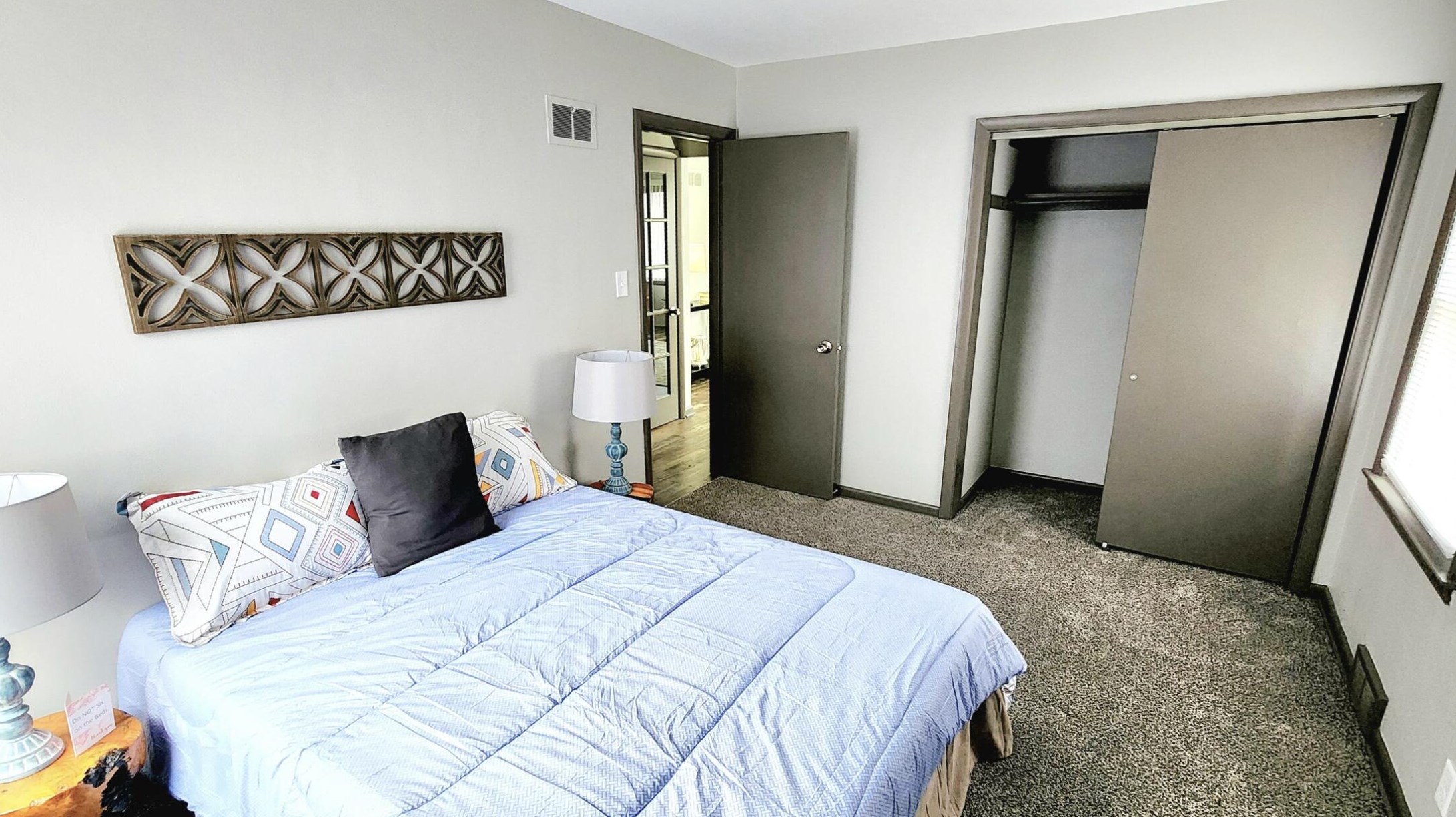 5932 68th St, Milwaukee WI  53218-1801 exterior