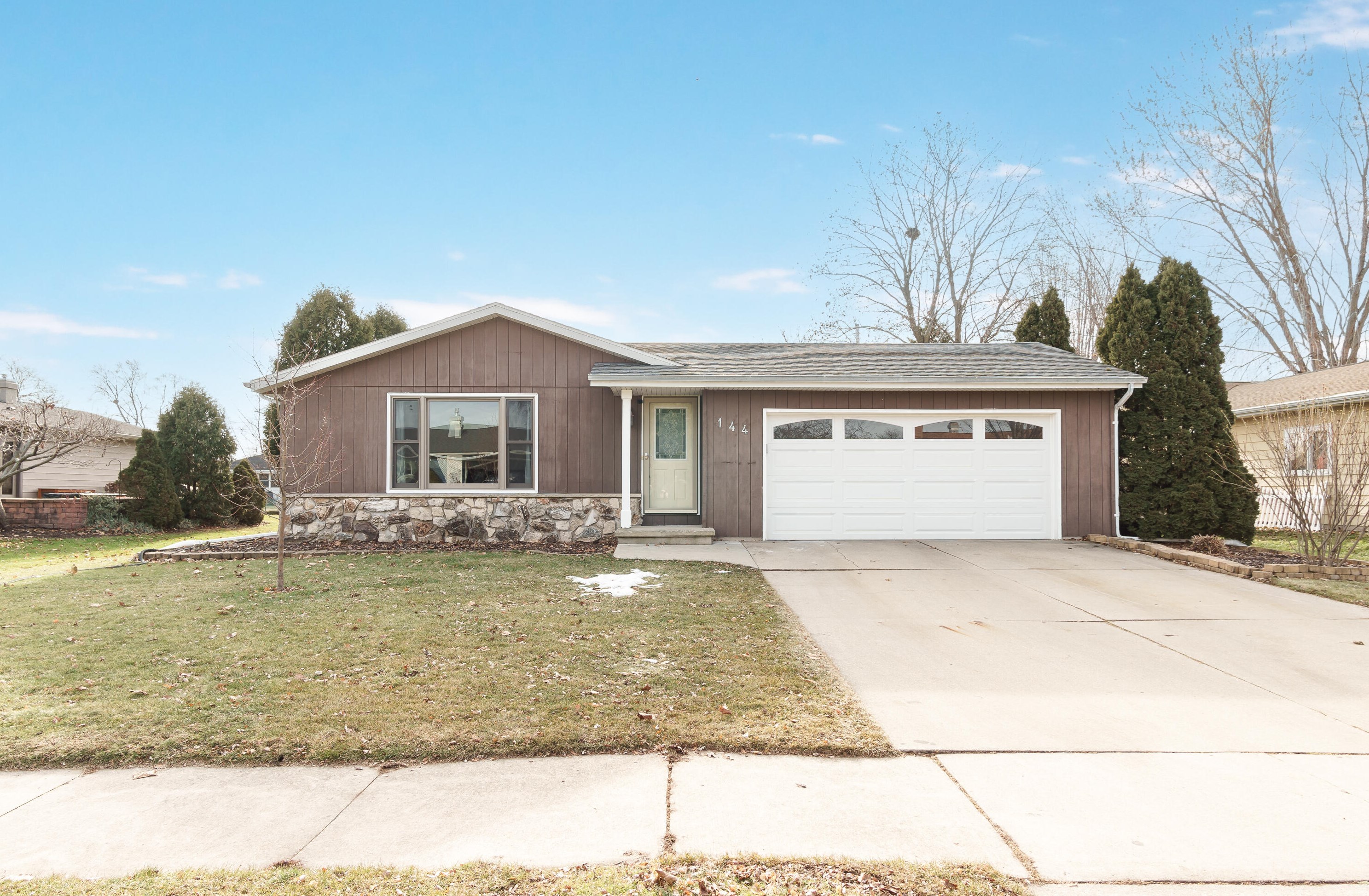 144 20th St, Fond du Lac, WI 54935