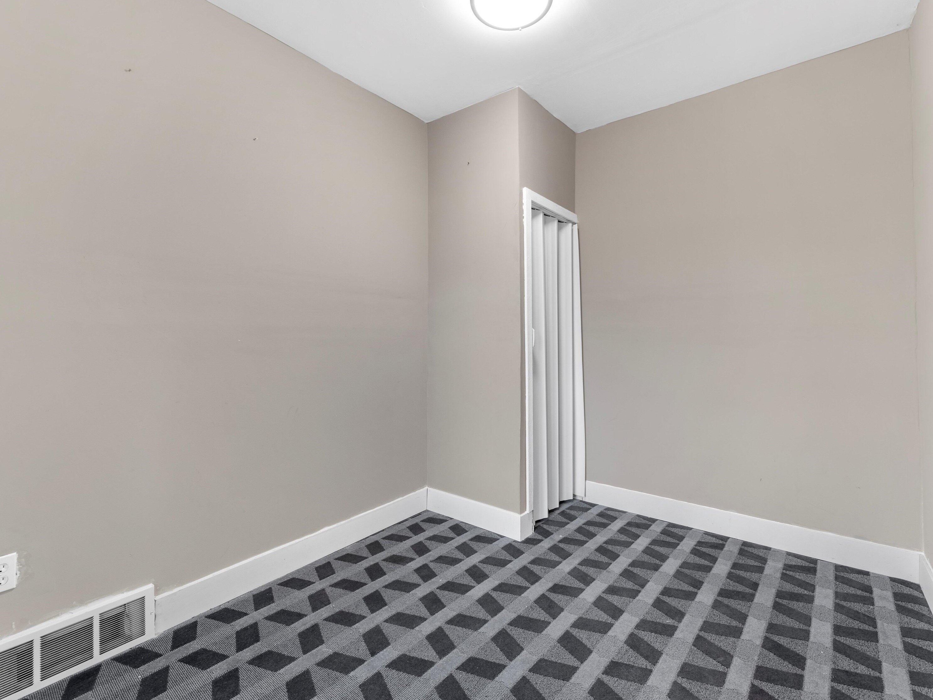 5032 32nd St, Milwaukee WI  53209-5428 exterior