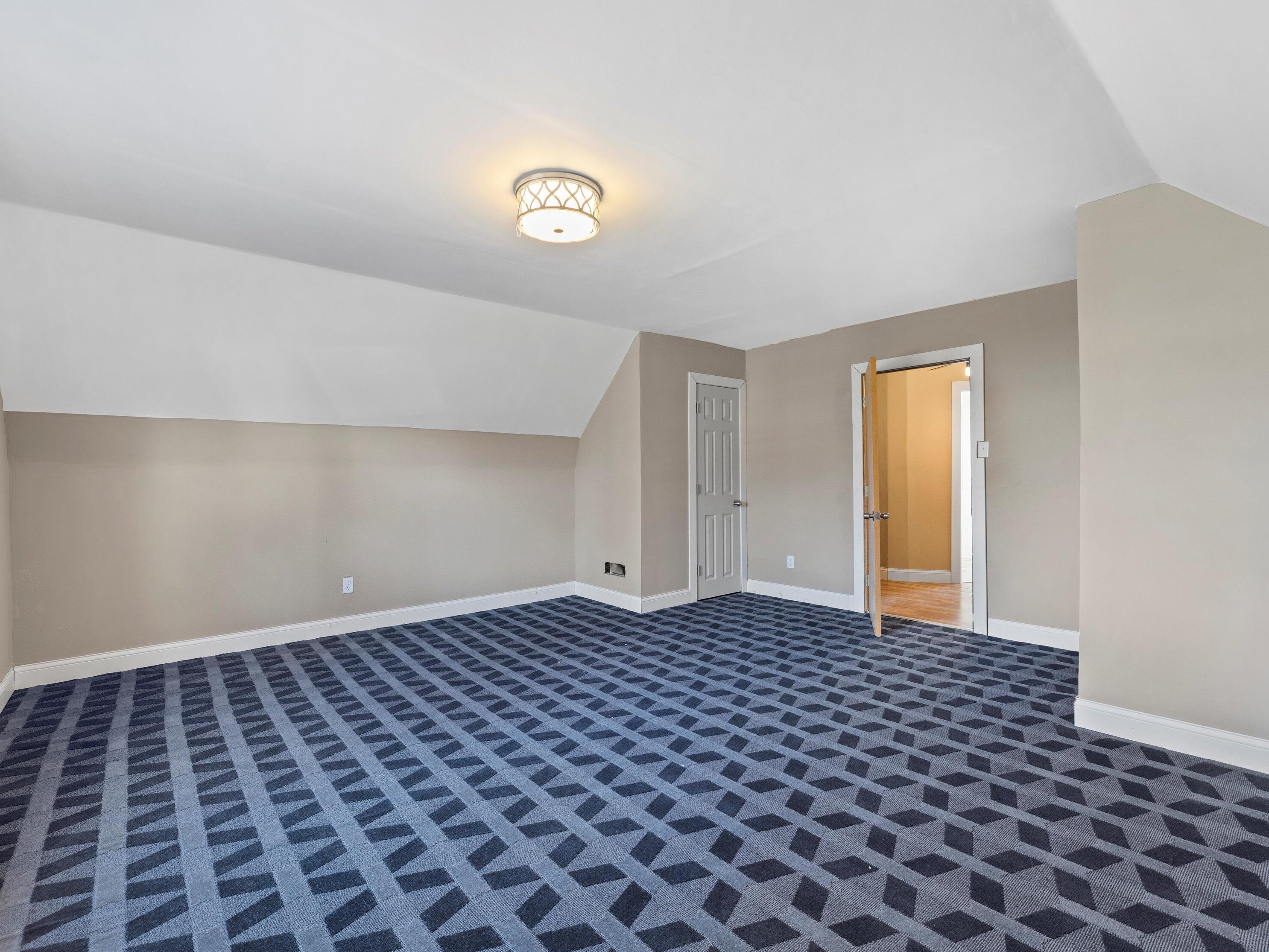 5032 32nd St, Milwaukee WI  53209-5428 exterior