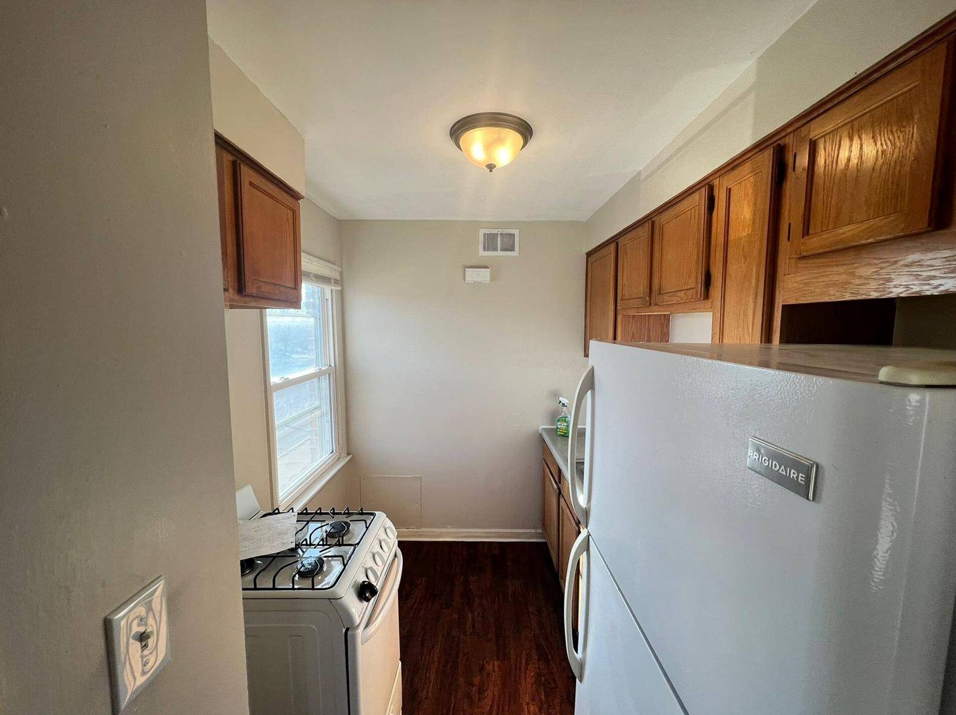 7306 W Burleigh St #4, Milwaukee, WI 53210