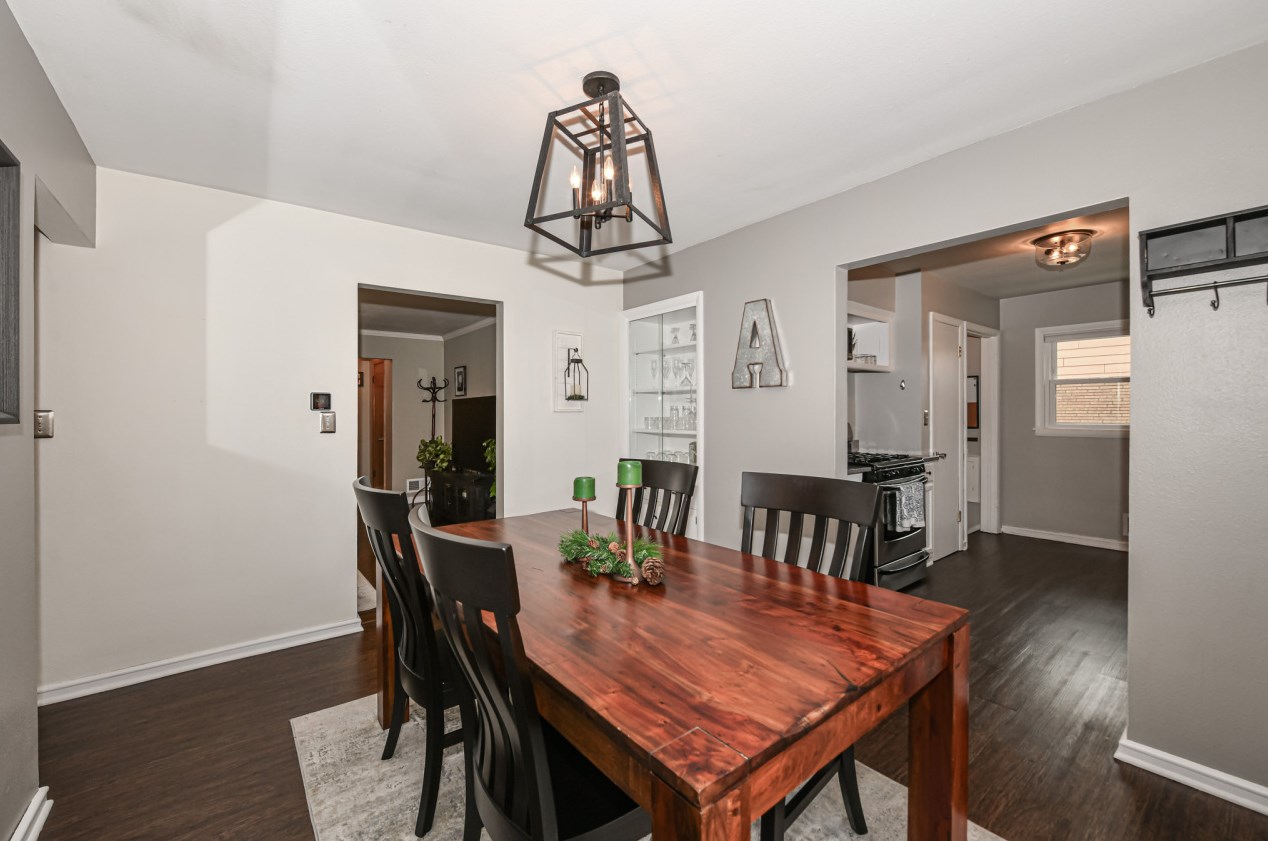 9720 Concordia Ave, Milwaukee WI  53222-3440 exterior