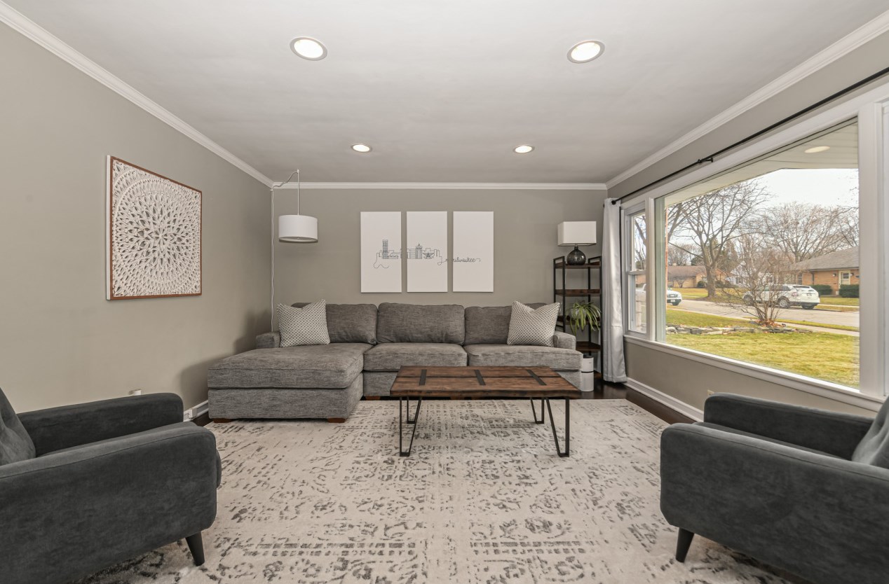 9720 Concordia Ave, Milwaukee WI  53222-3440 exterior