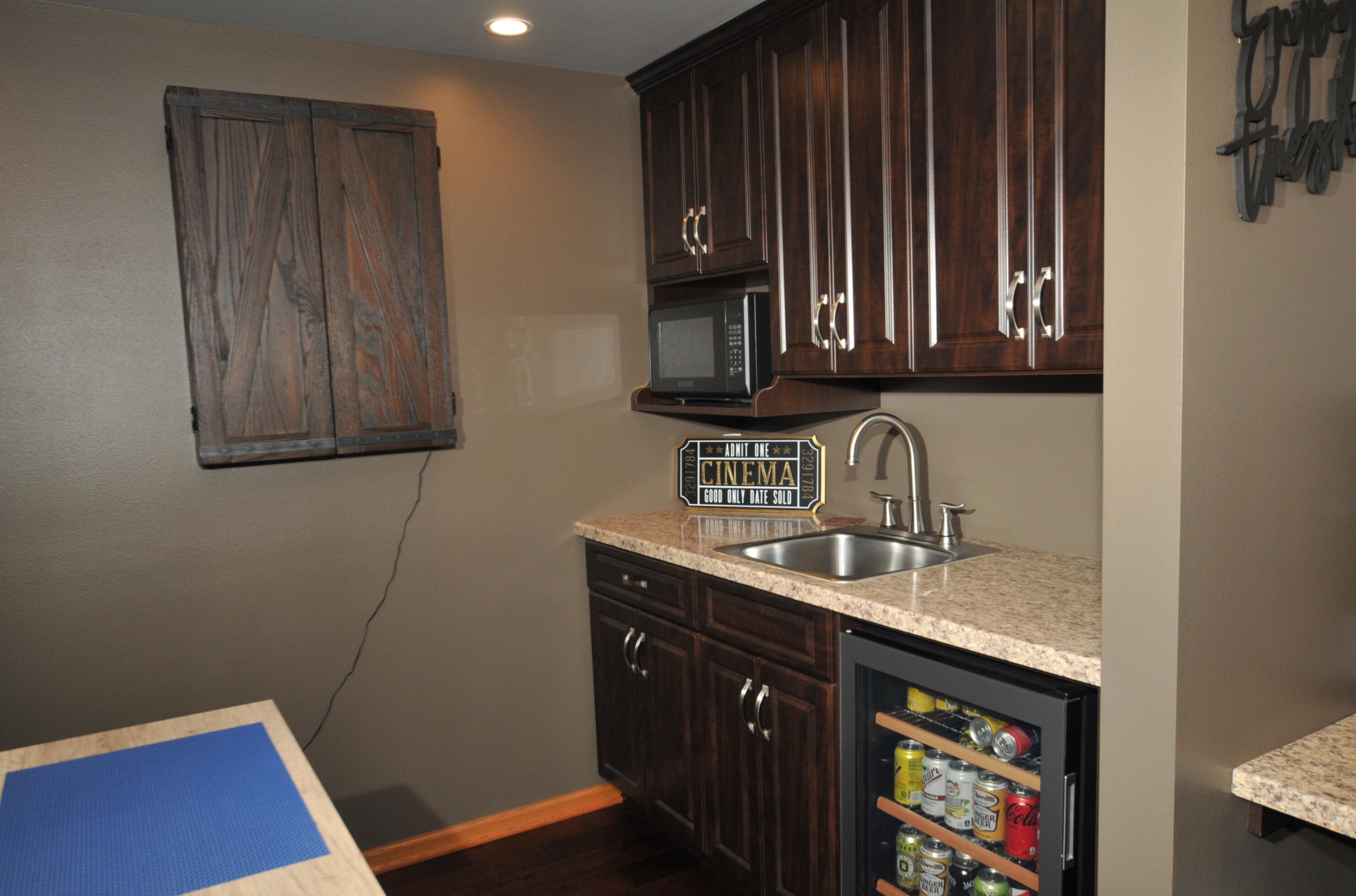 2105 Patrick Ln, Waukesha WI  53188-2688 exterior