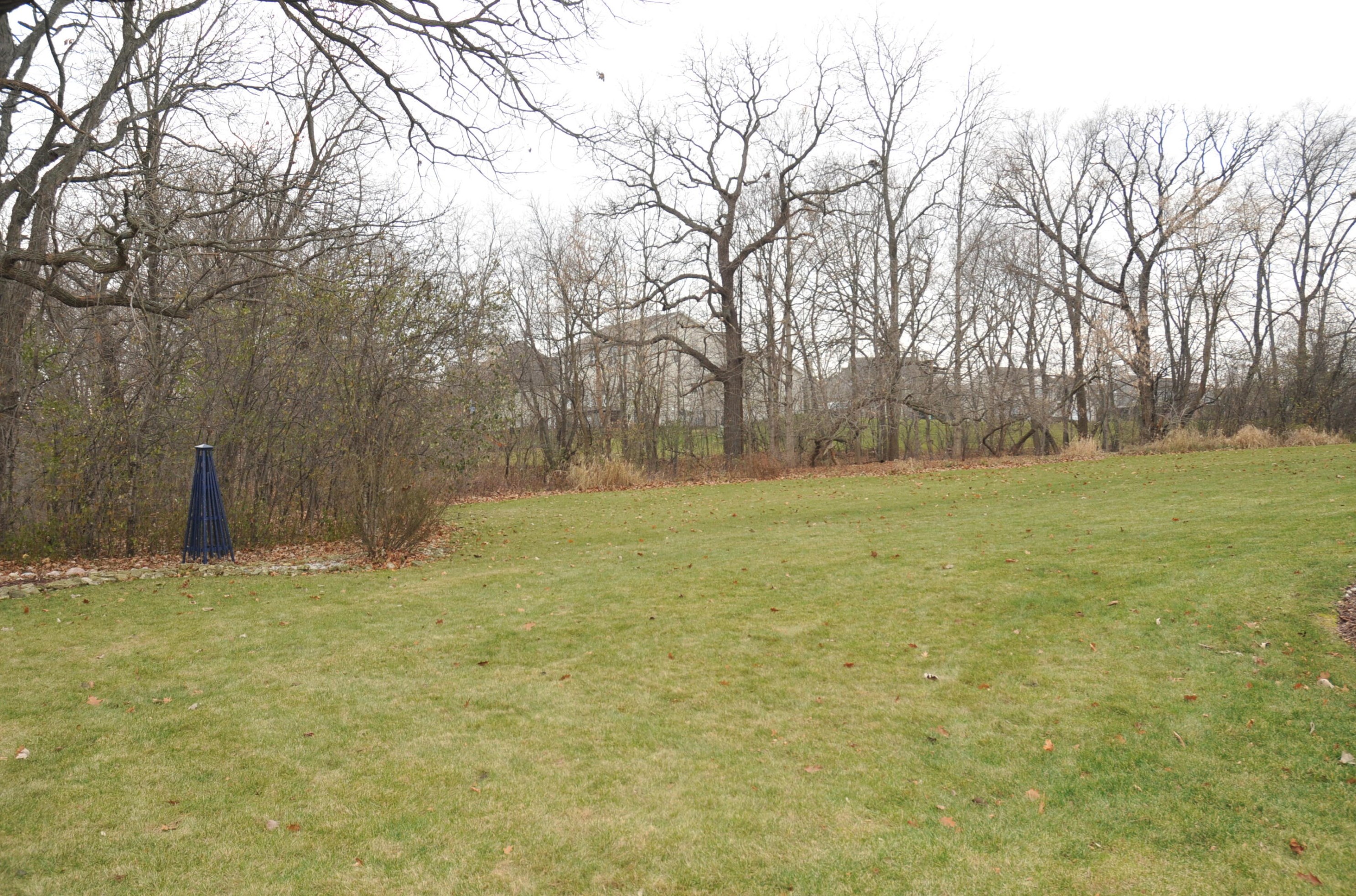 2105 Patrick Ln, Waukesha WI  53188-2688 exterior