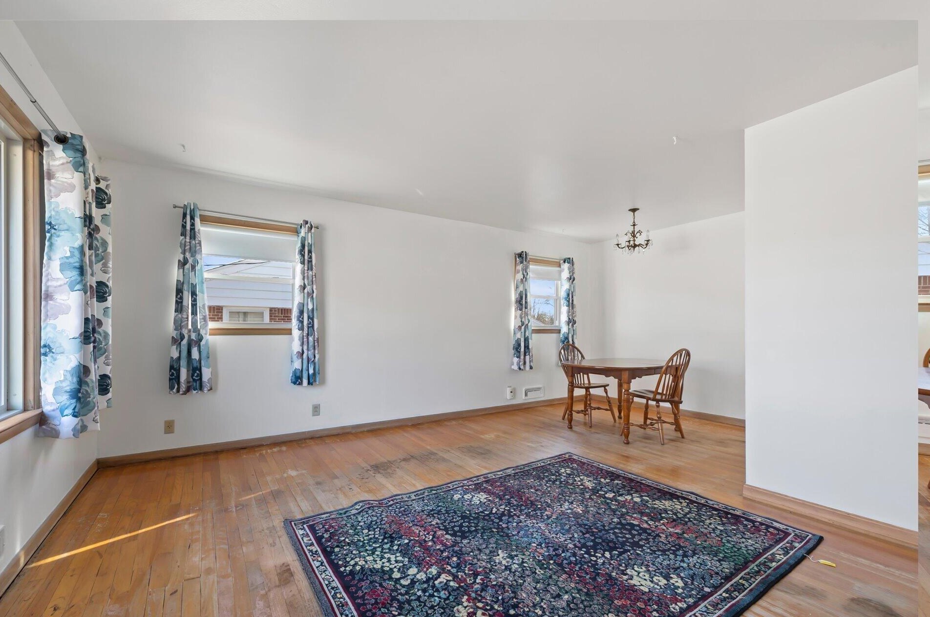 1535 Birch Dr, Waukesha, WI 53188-2252
