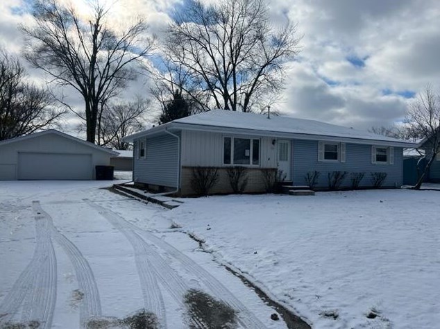 709 Gorman St, Elkhorn, WI 53121-1508