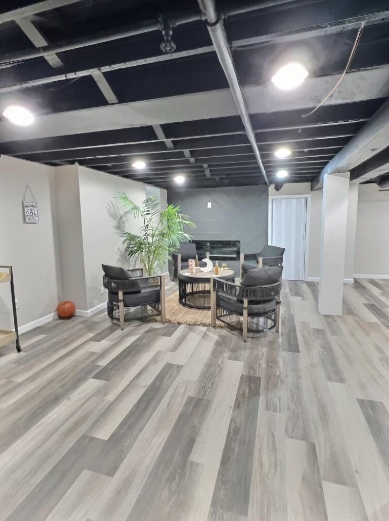 3266 52nd St, Milwaukee WI  53216-3242 exterior