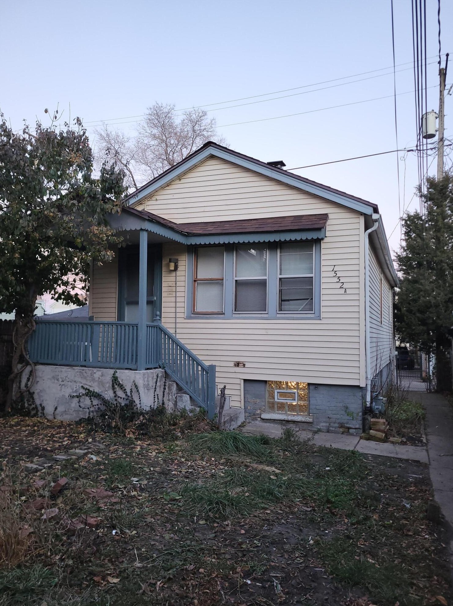 1552 3rd St, Milwaukee, WI 53204-2906