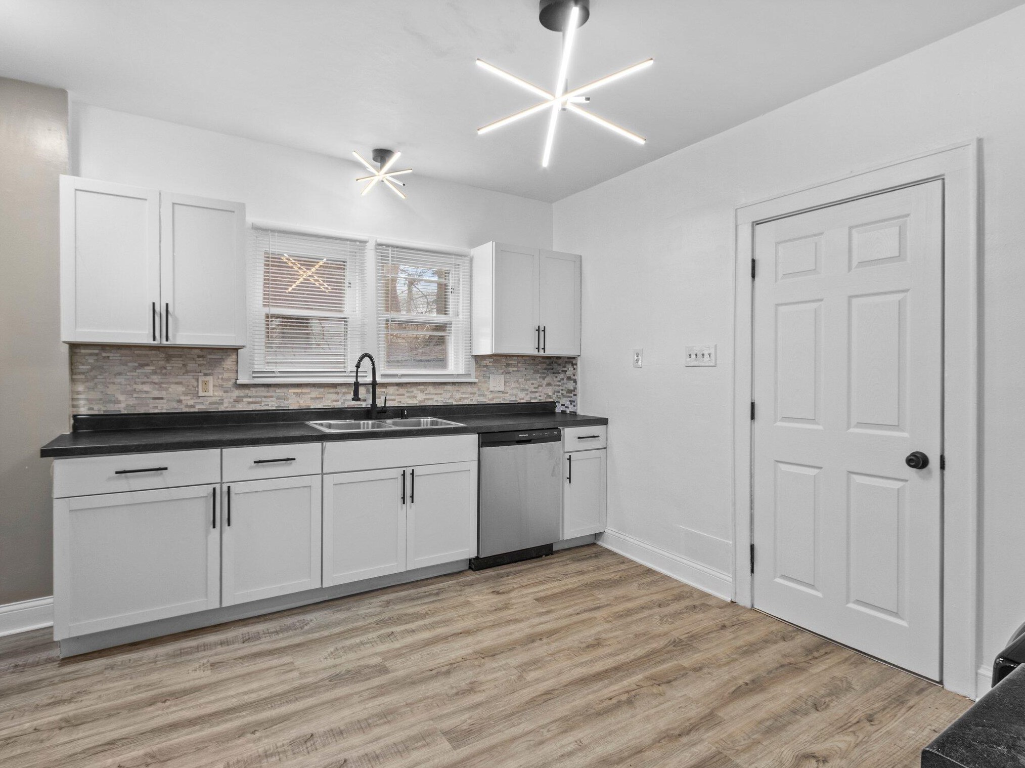 3529 39th St, Milwaukee WI  53216-3413 exterior