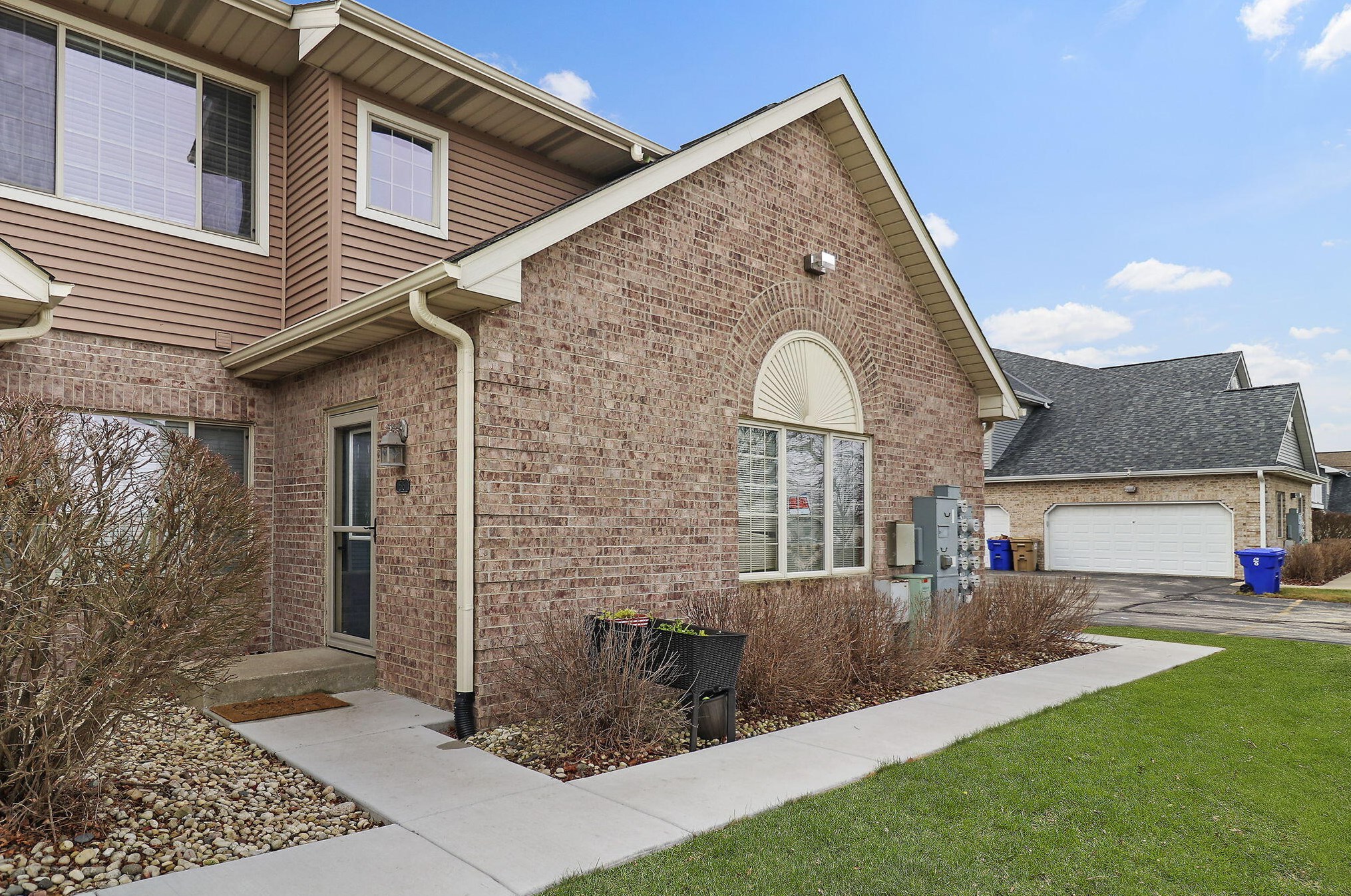 6922 53rd St, Kenosha, WI 53144-7840