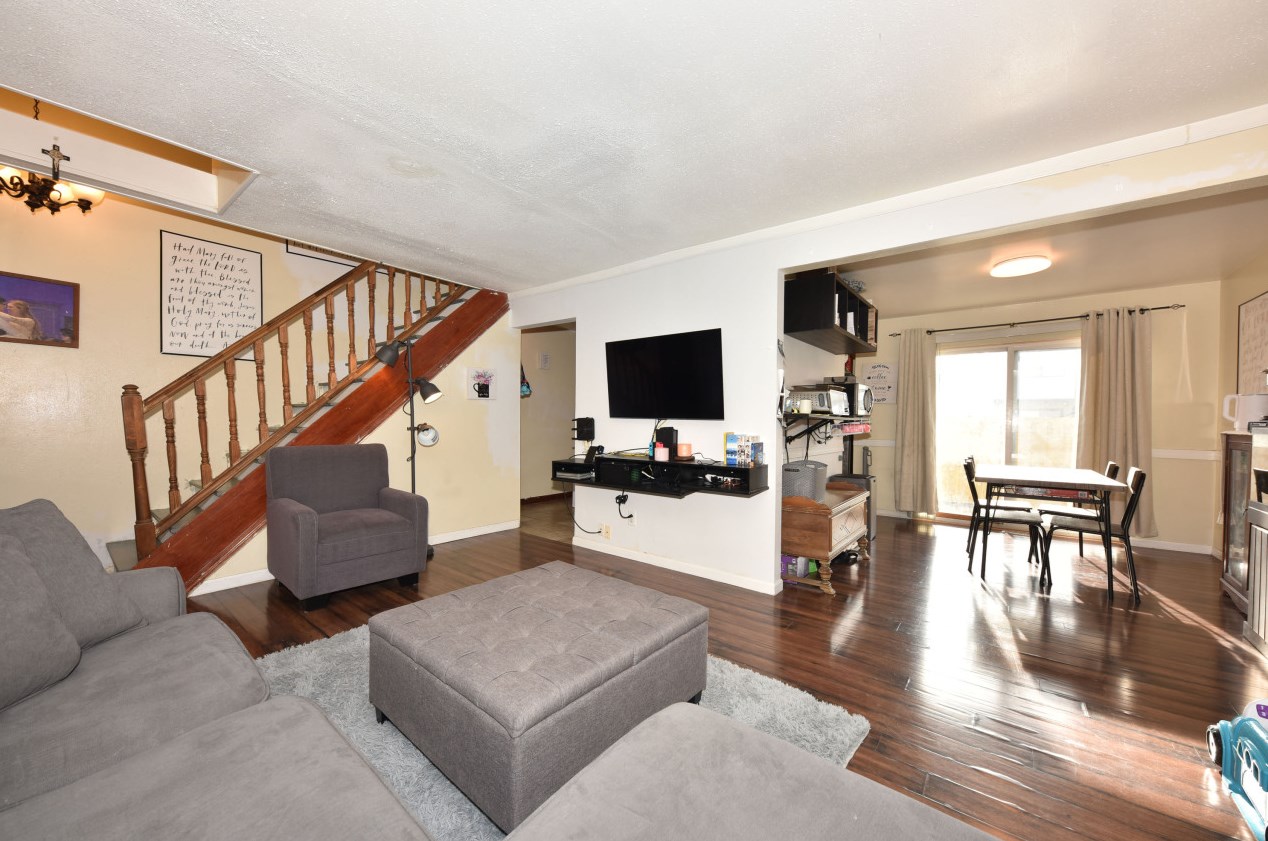 6665 Bourbon St, Milwaukee WI  53224-5151 exterior