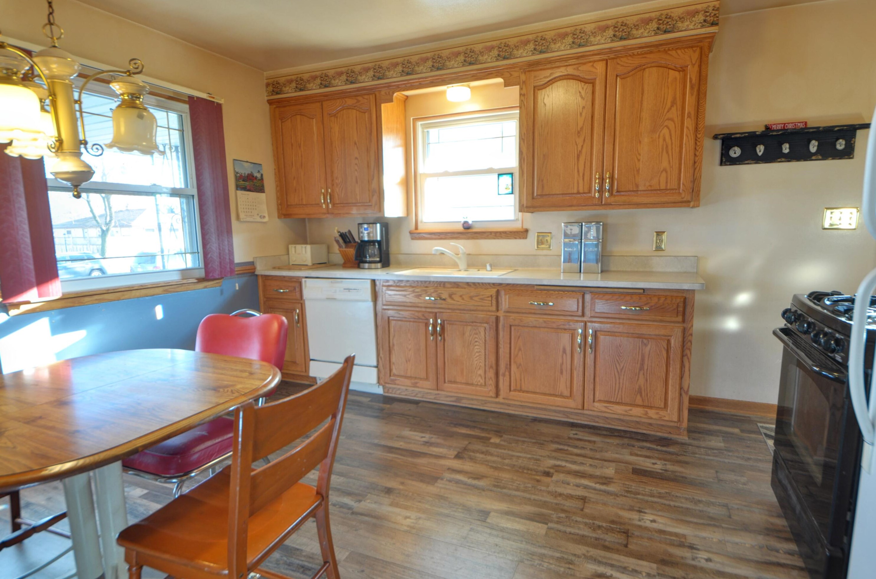 4863 22nd Pl, Milwaukee, WI 53221-2919