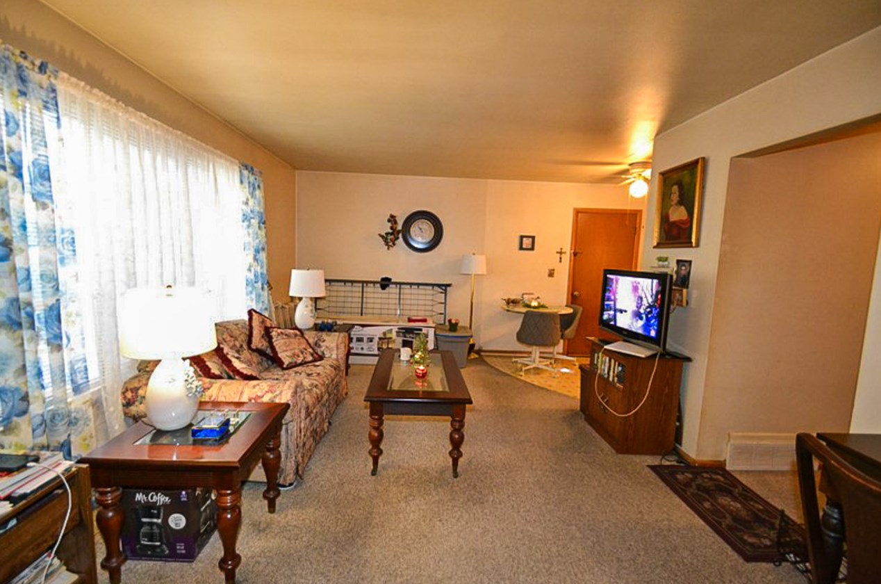 10403 W Villard Ave, Milwaukee, WI 53225