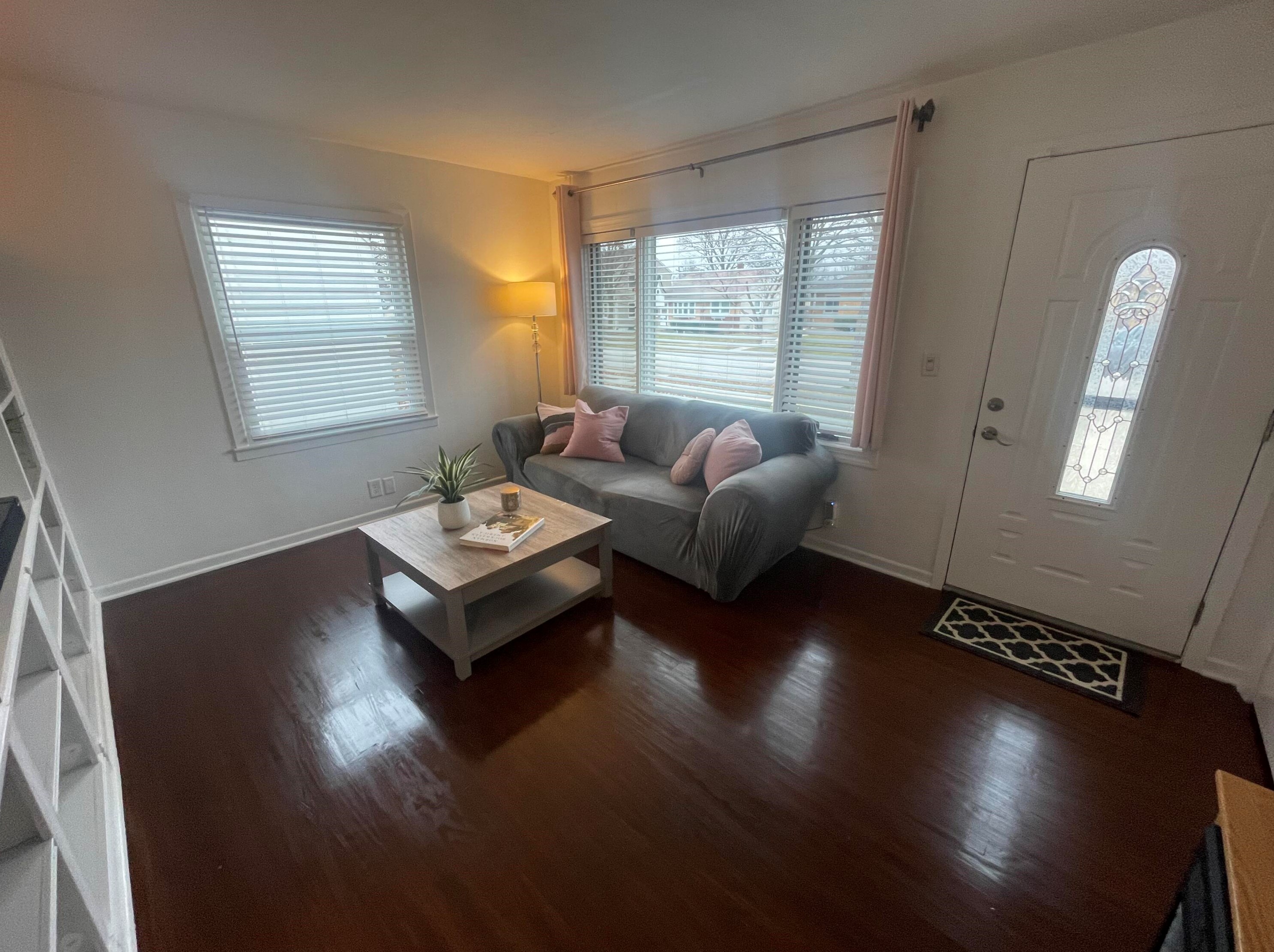 3776 98th St, Milwaukee WI  53222-2414 exterior