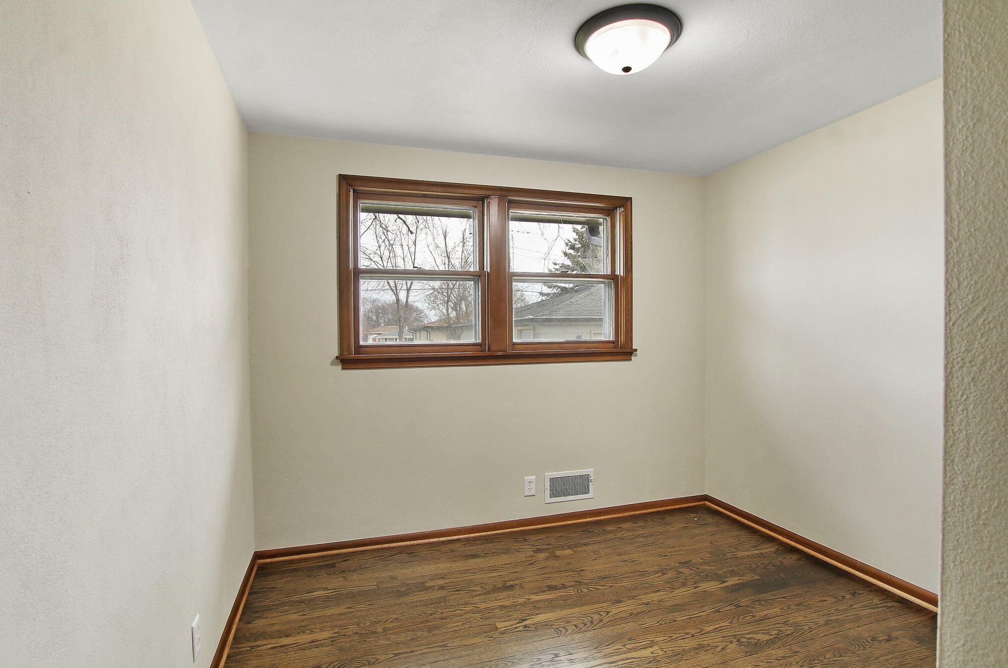 5607 53rd Ave, Kenosha WI  53144-2332 exterior