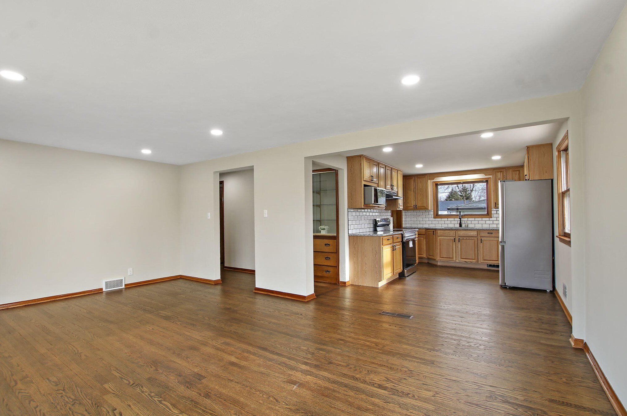 5607 53rd Ave, Kenosha WI  53144-2332 exterior