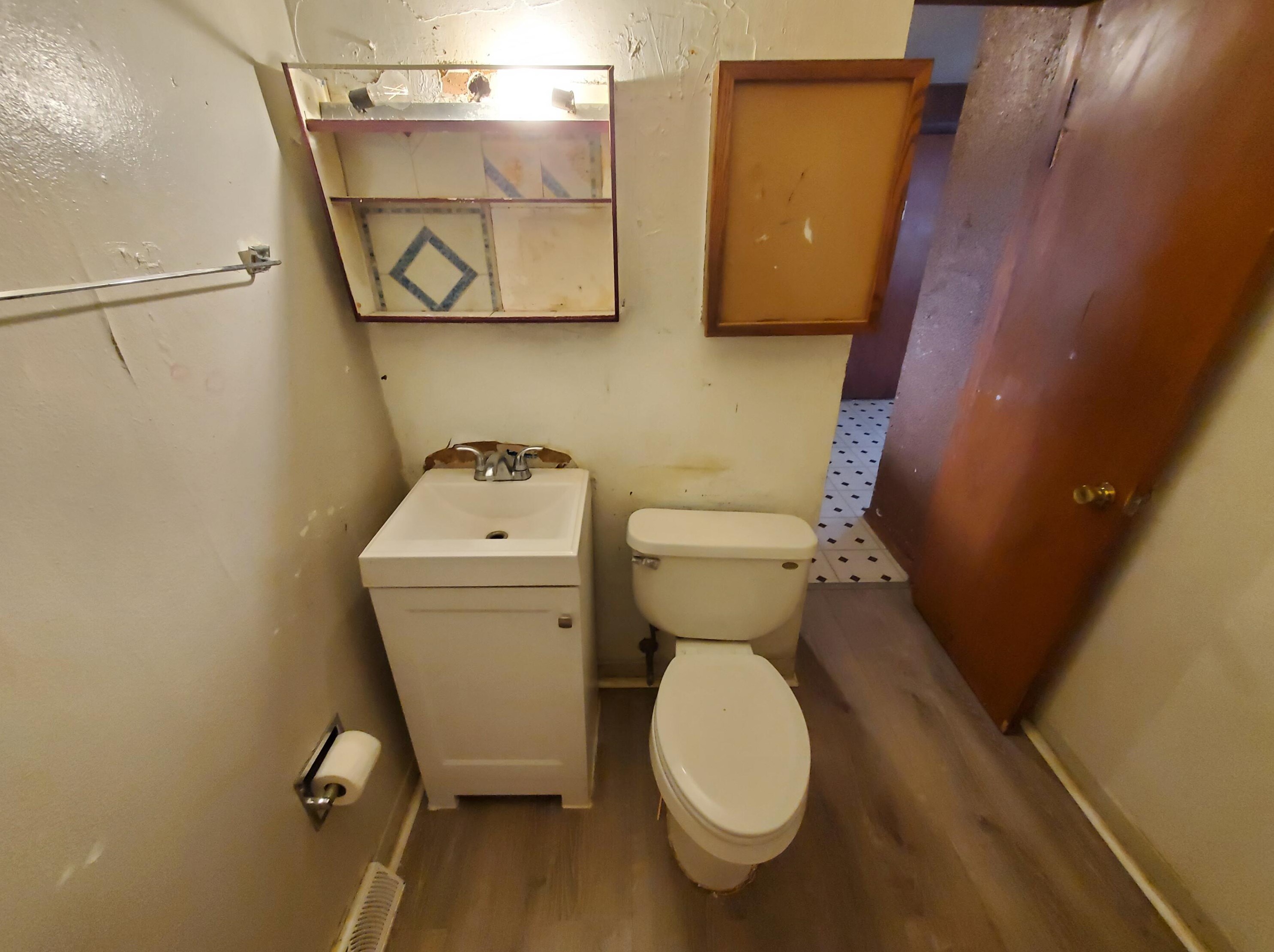 4836 20th St, Milwaukee WI 53205-1551 exterior