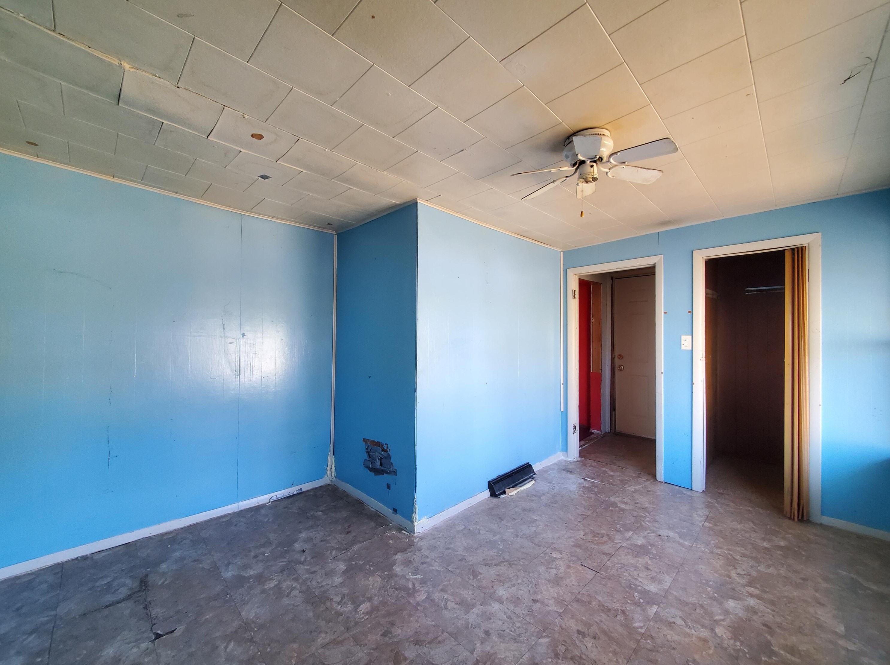 4836 20th St, Milwaukee WI 53205-1551 exterior