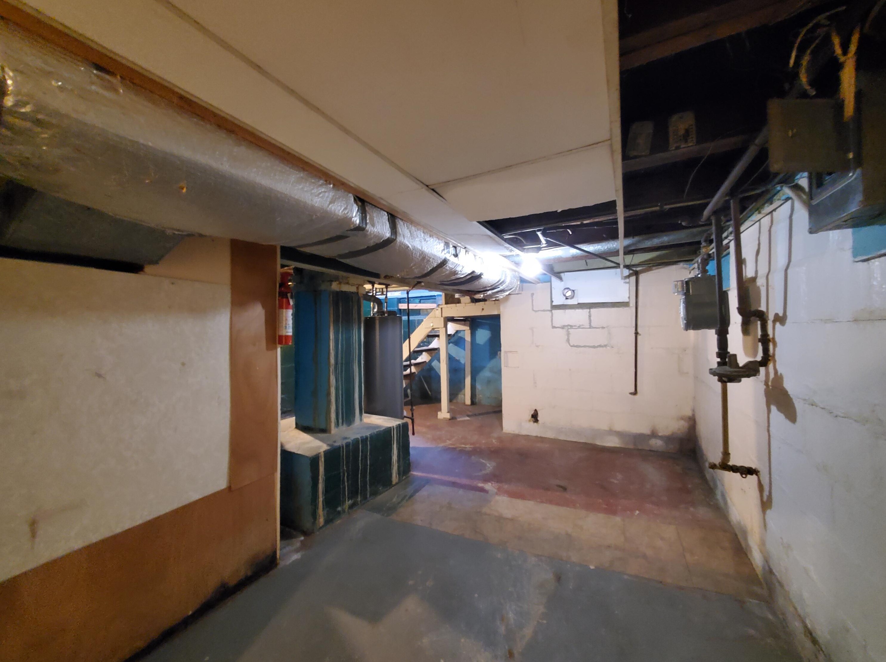 4836 20th St, Milwaukee WI 53205-1551 exterior