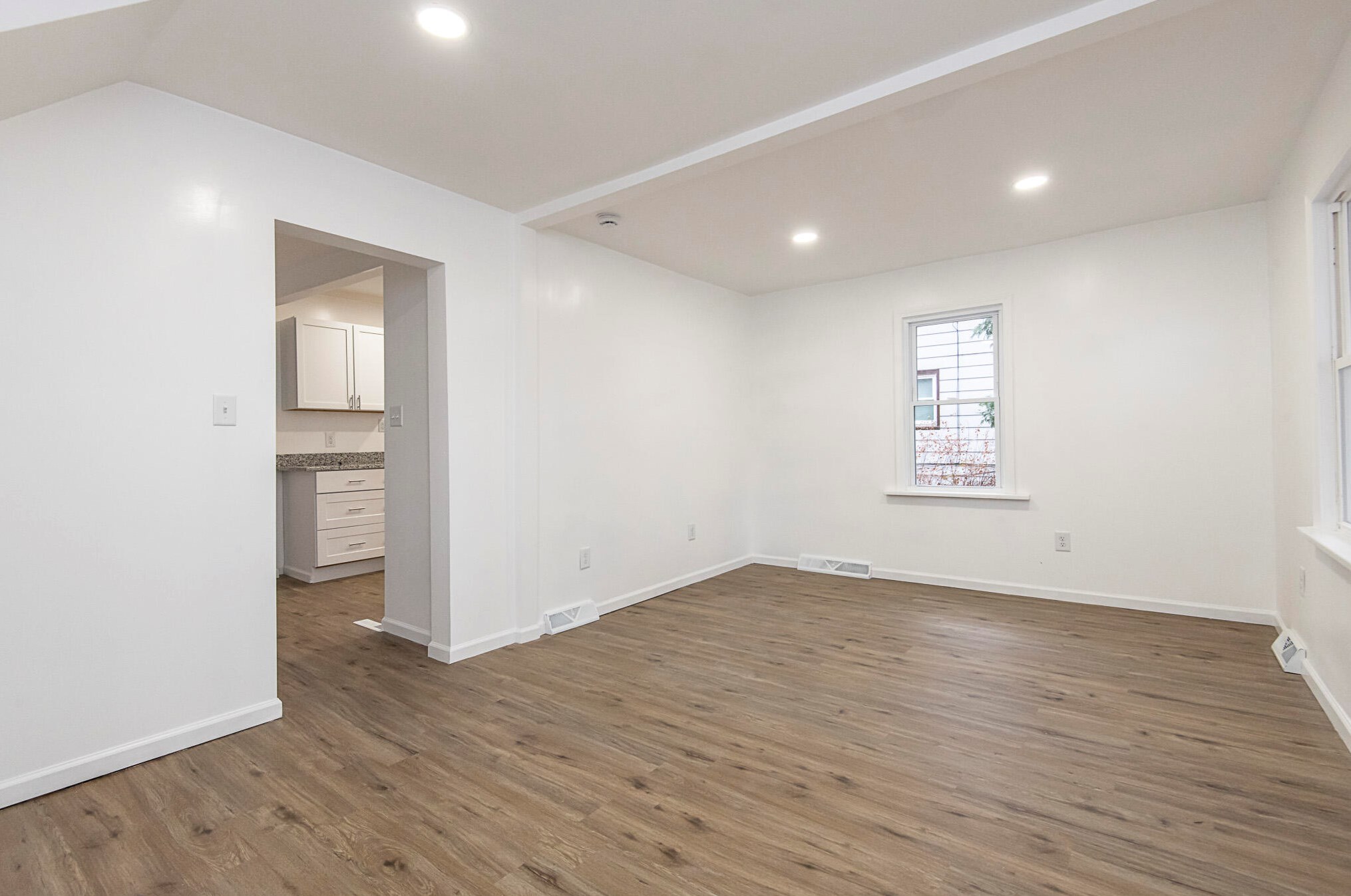 6430 56th St, Milwaukee WI  53223-5948 exterior