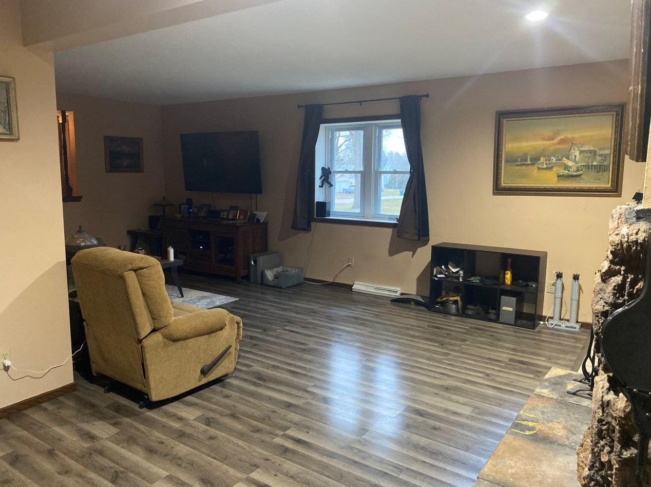 101 Shirley St, Fort Atkinson WI  53538-1544 exterior