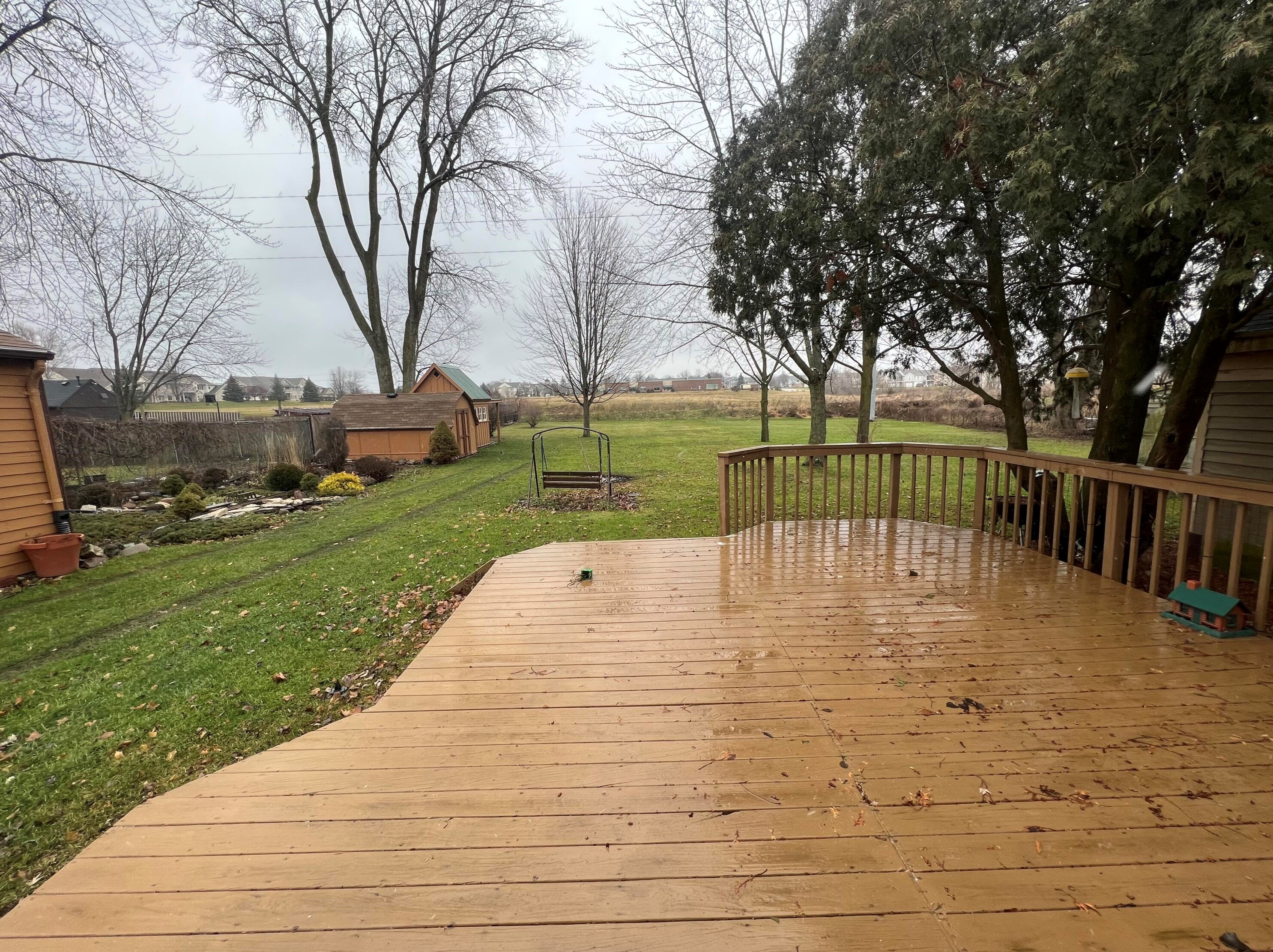 1319 Summerset Dr, Racine, WI 53406-3328