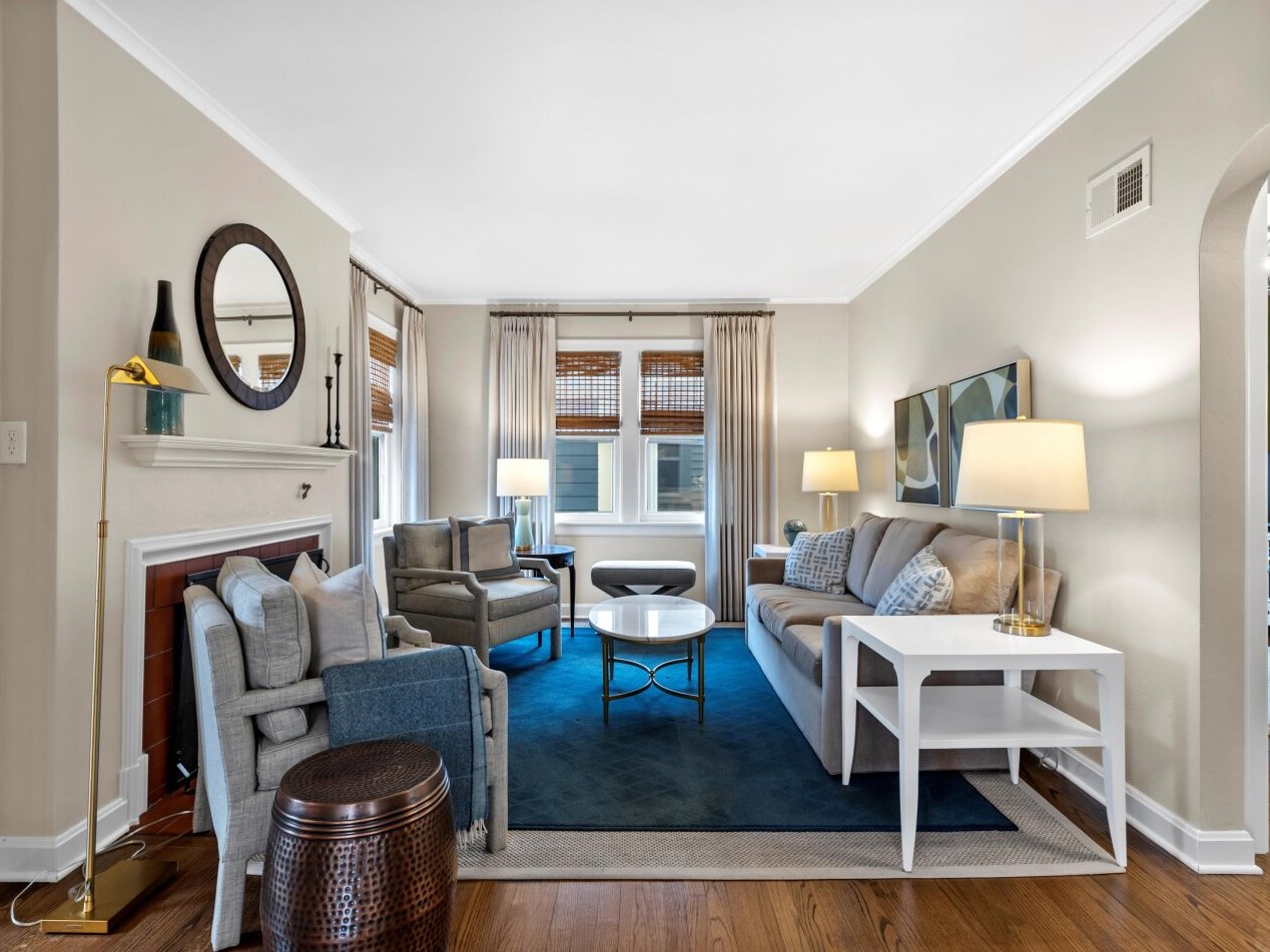 723 Orchard St, Racine, WI 53405-2353