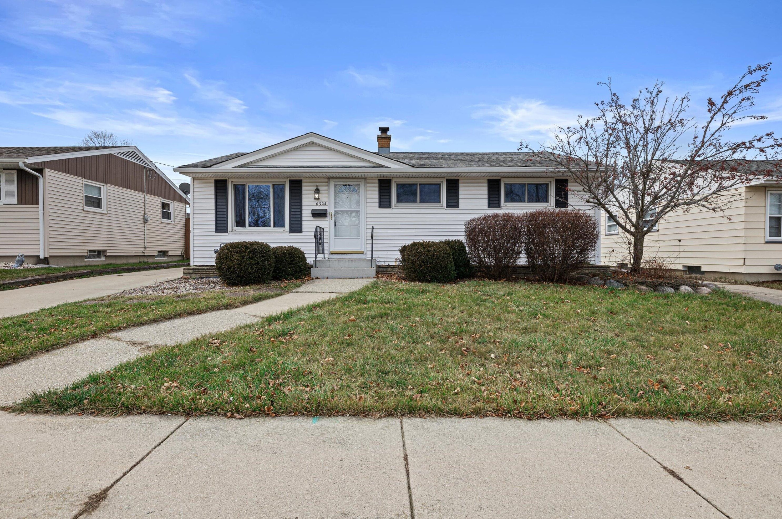 6324 48th Ave, Kenosha, WI 53142
