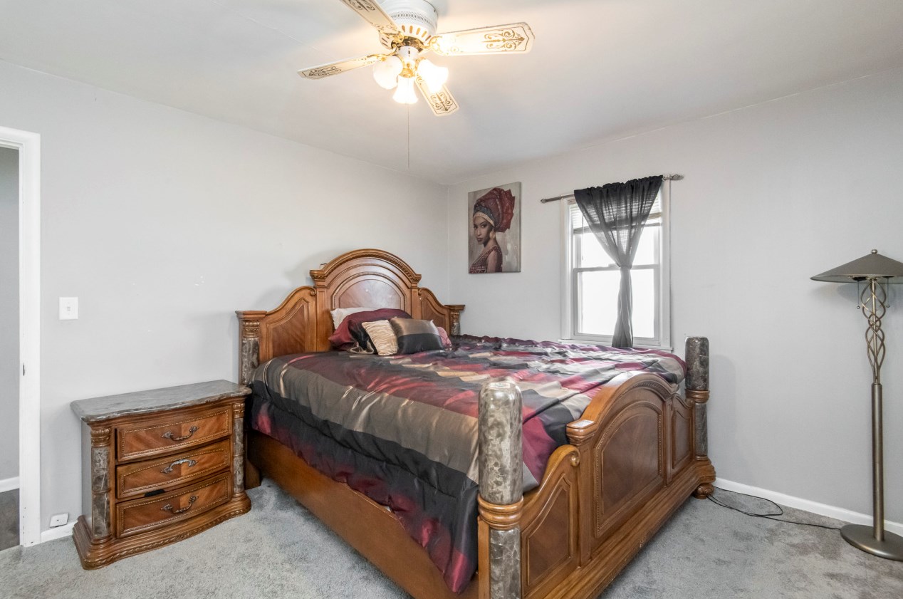 2115 Neil Pl, Milwaukee WI  53209-5027 exterior