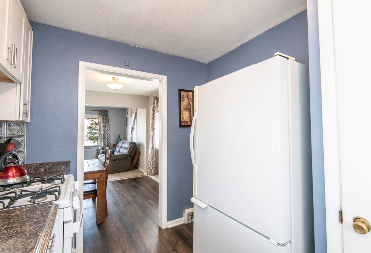 2115 Neil Pl, Milwaukee WI  53209-5027 exterior