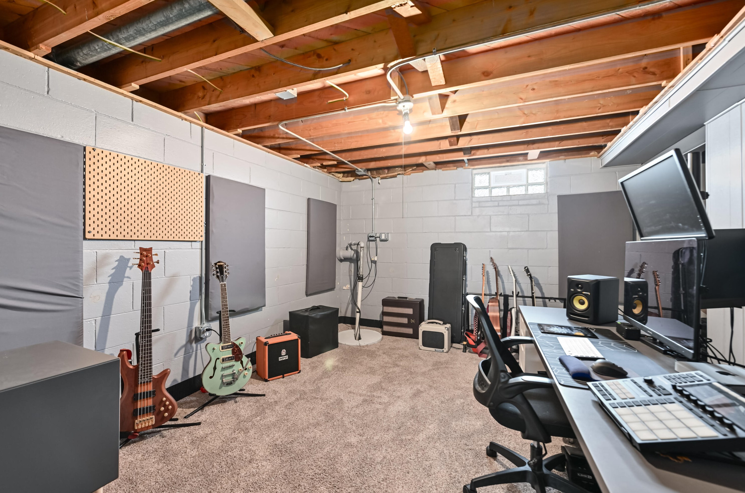 7900 Melvina St, Milwaukee WI  53222-2938 exterior