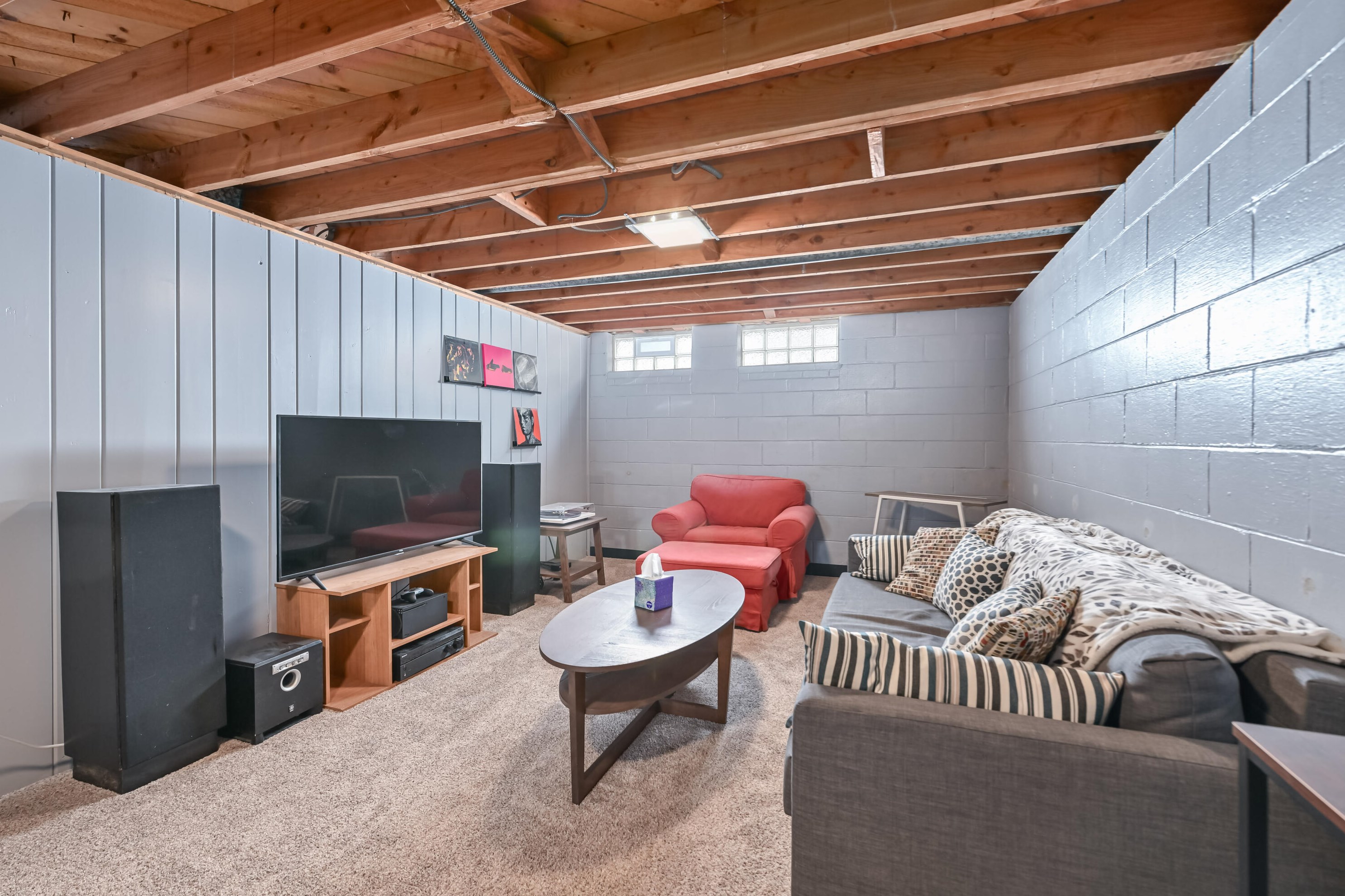 7900 Melvina St, Milwaukee WI  53222-2938 exterior