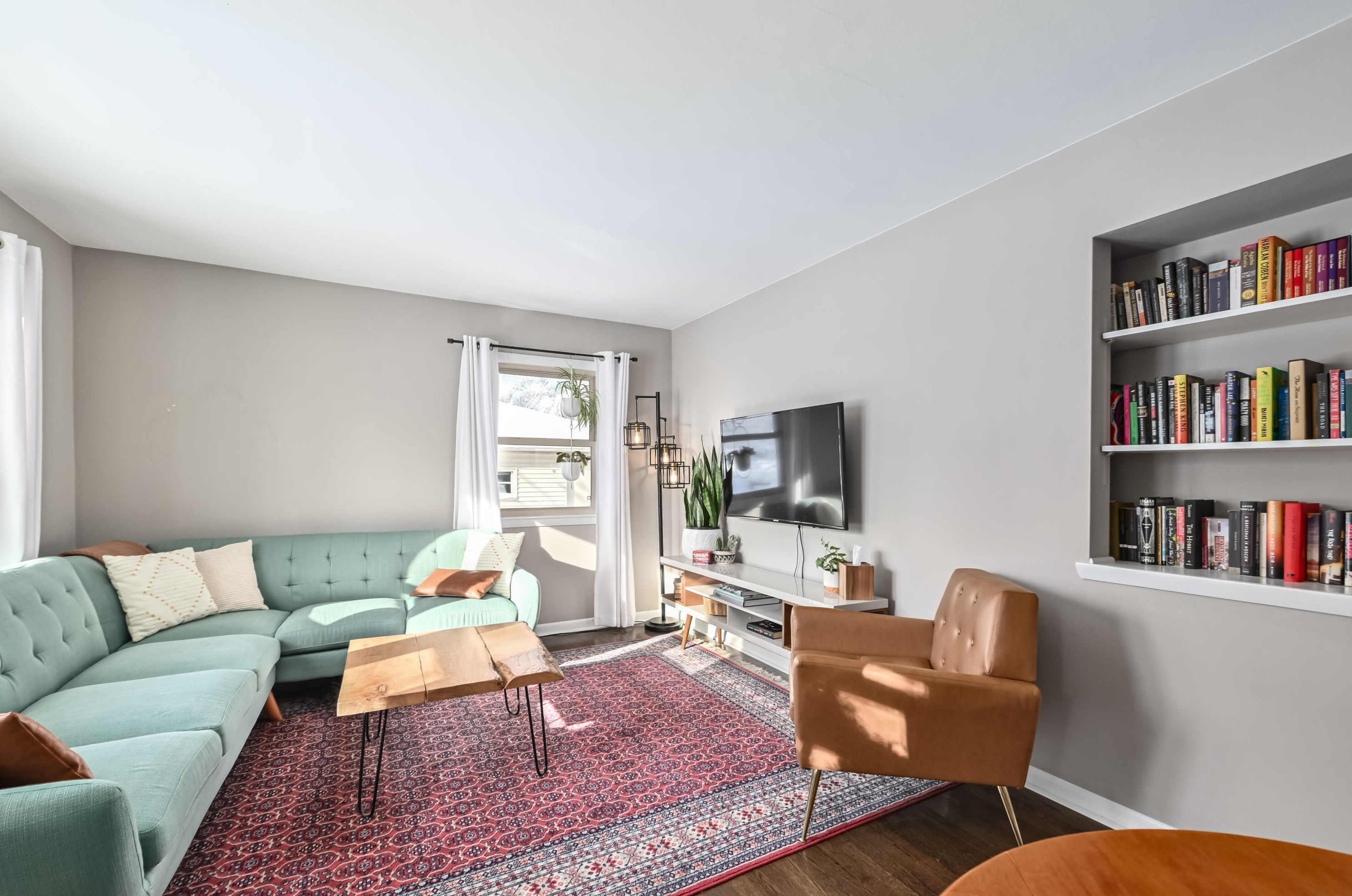 7900 Melvina St, Milwaukee WI  53222-2938 exterior