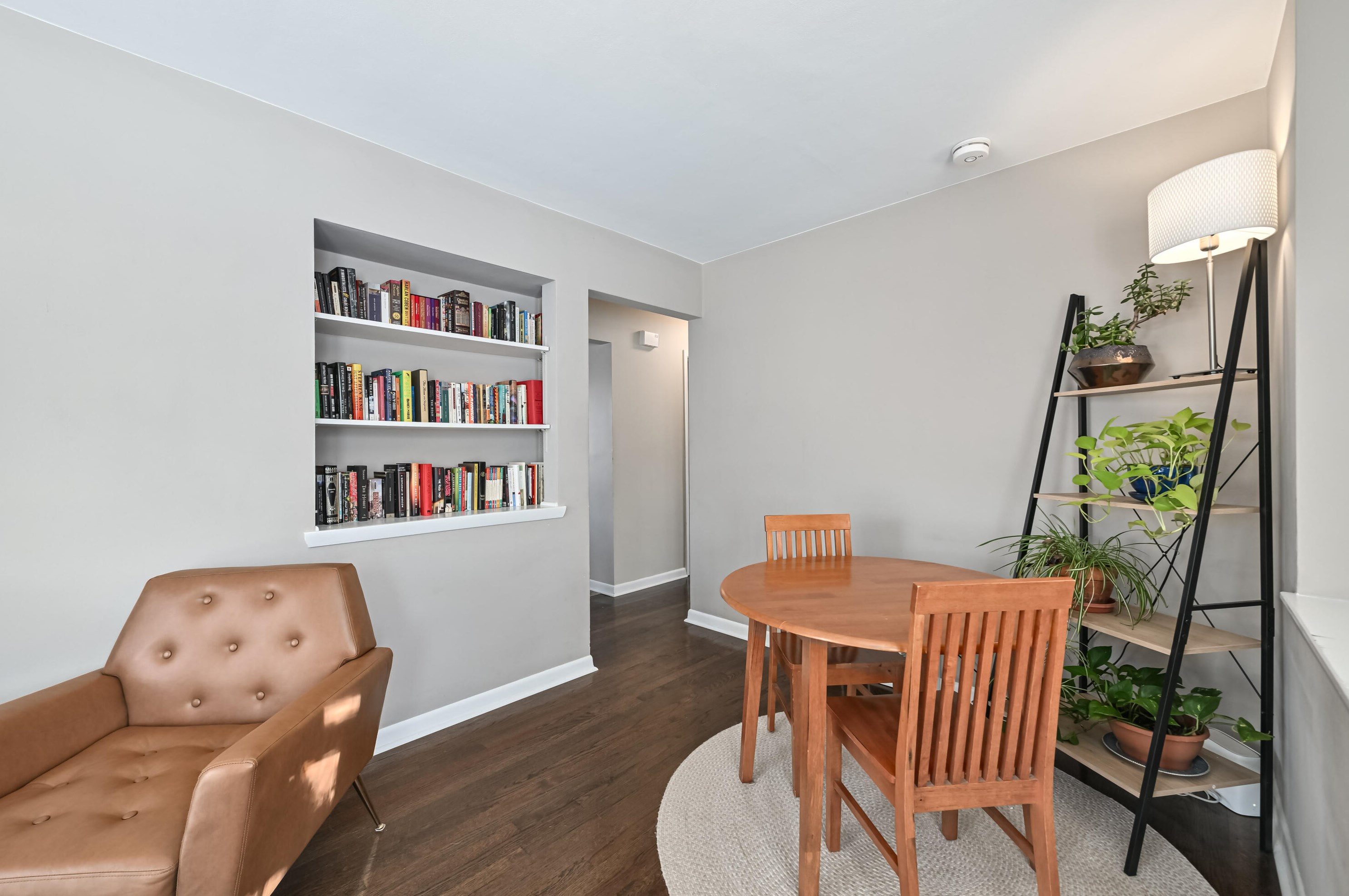 7900 Melvina St, Milwaukee WI  53222-2938 exterior