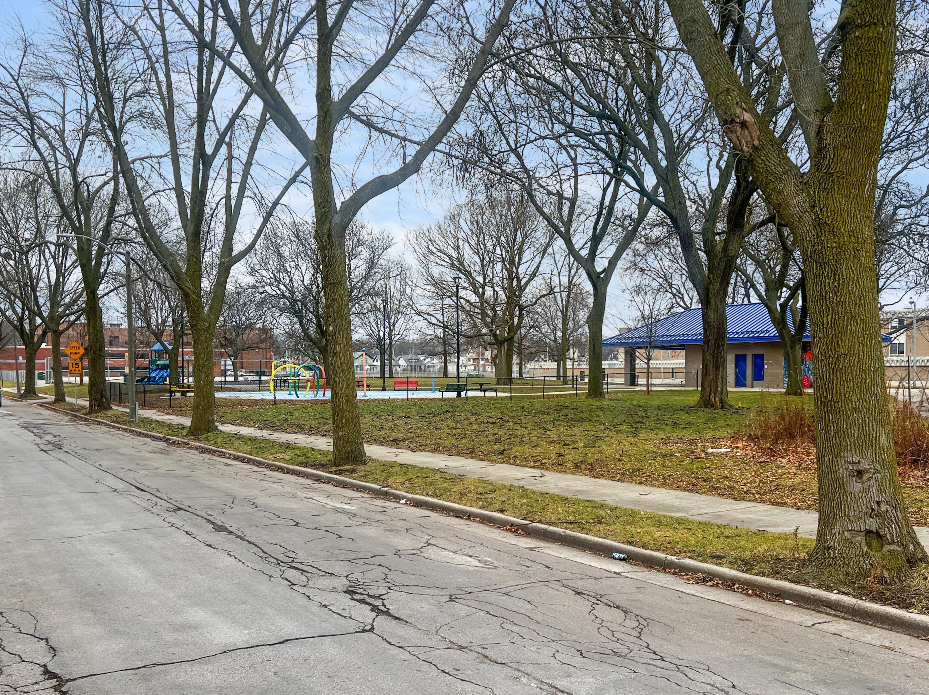 3648 16 St, Milwaukee WI 53221-1620 exterior