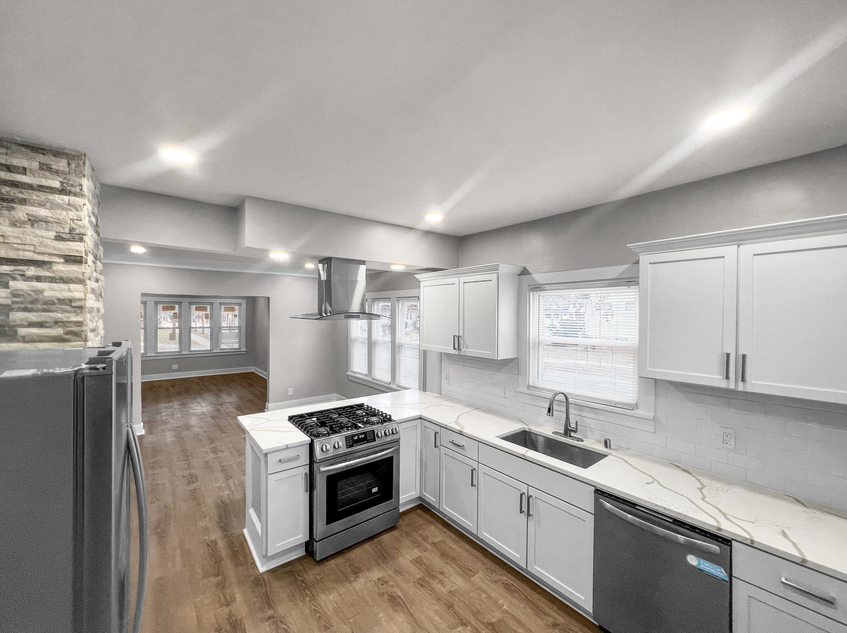 3648 16 St, Milwaukee WI 53221-1620 exterior