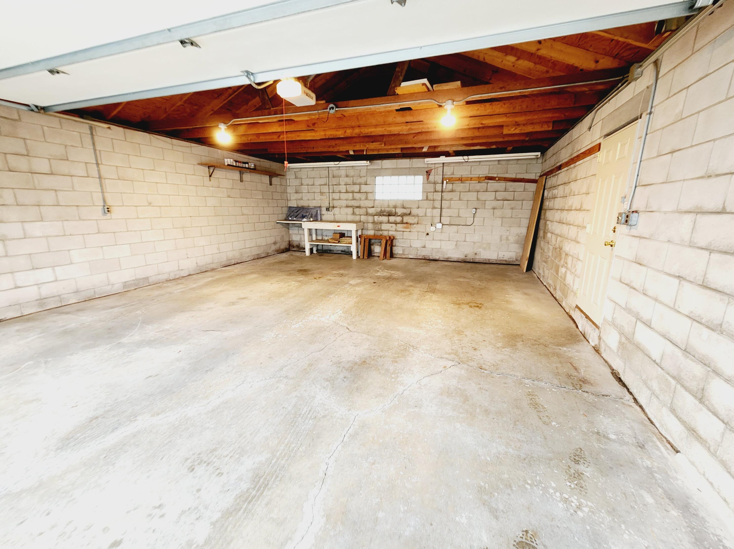 3243 Lunham Ave, Cudahy WI 53110-1029 exterior