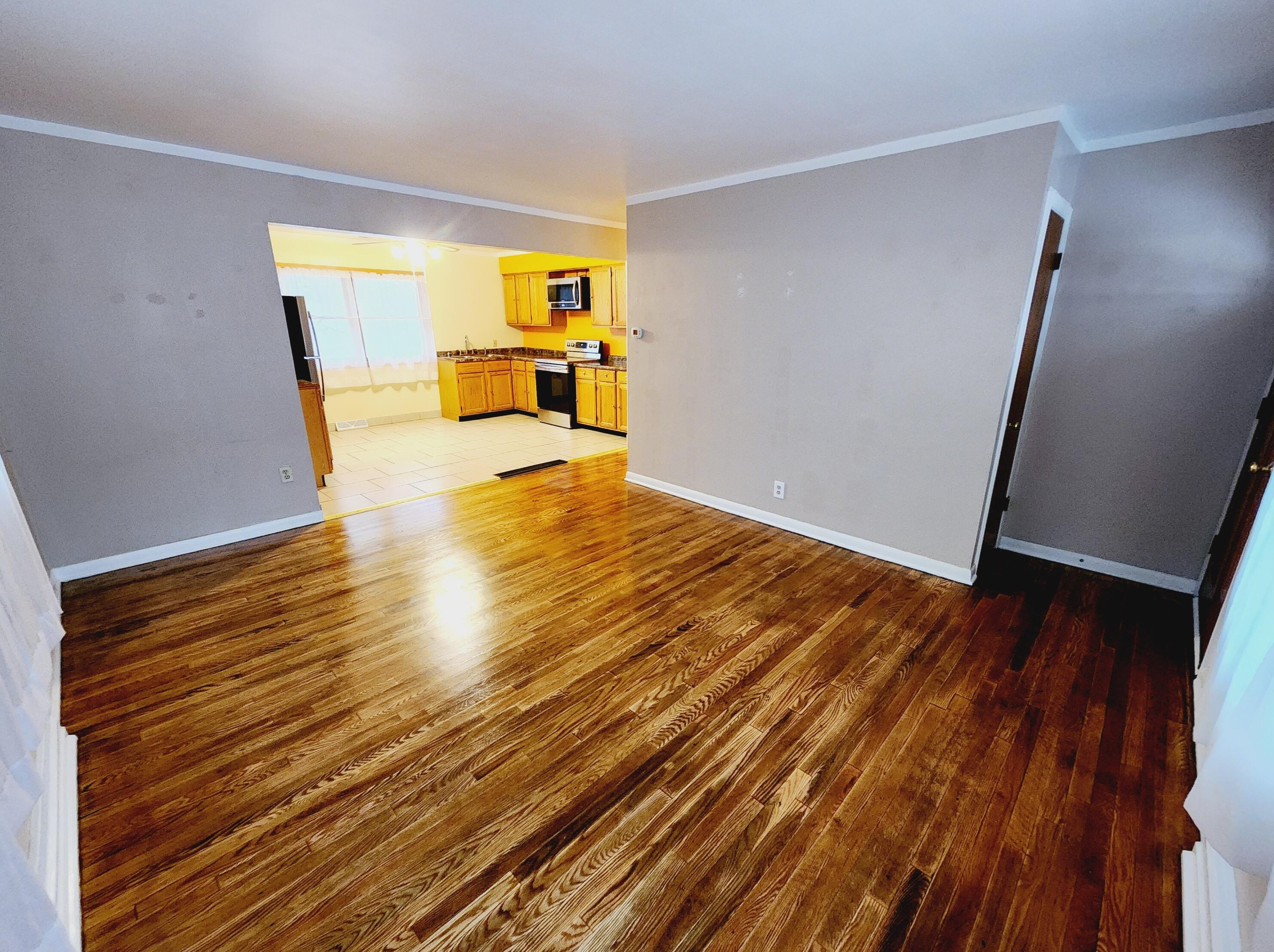 3243 Lunham Ave, Cudahy WI 53110-1029 exterior