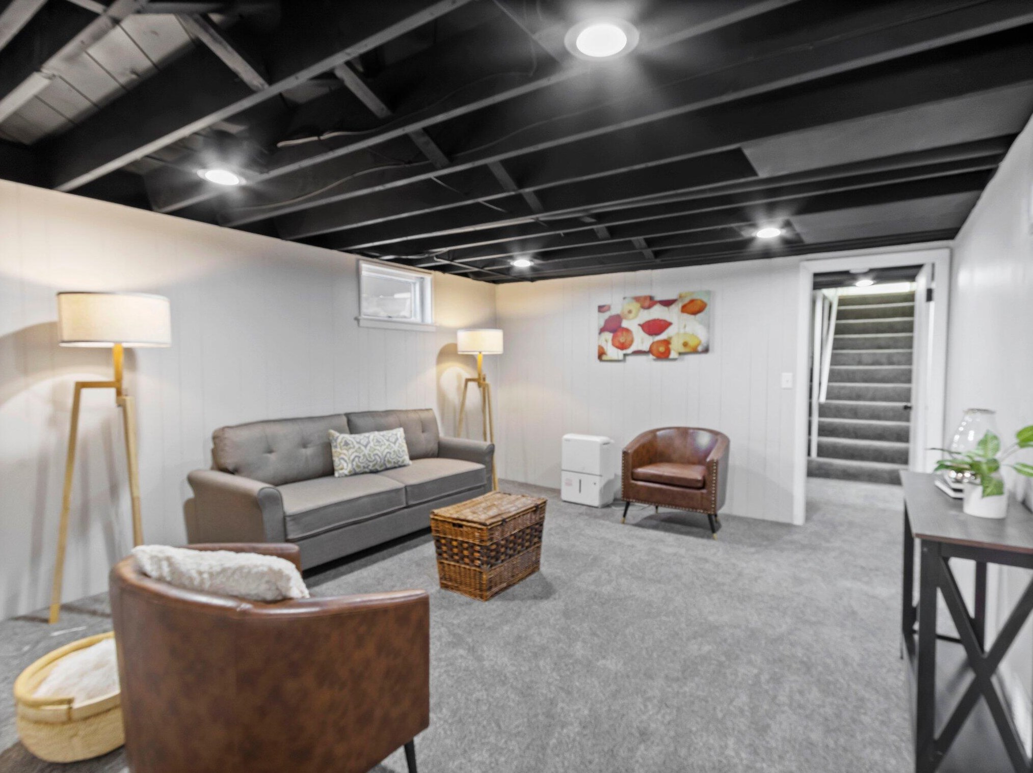 525 Lincoln Ave, Hartford WI  53027-2216 exterior