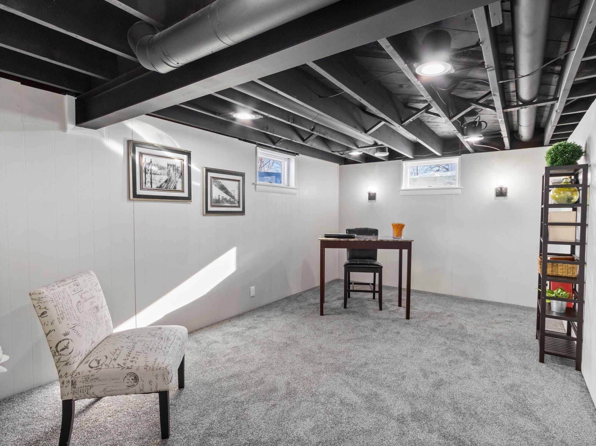 525 Lincoln Ave, Hartford WI  53027-2216 exterior