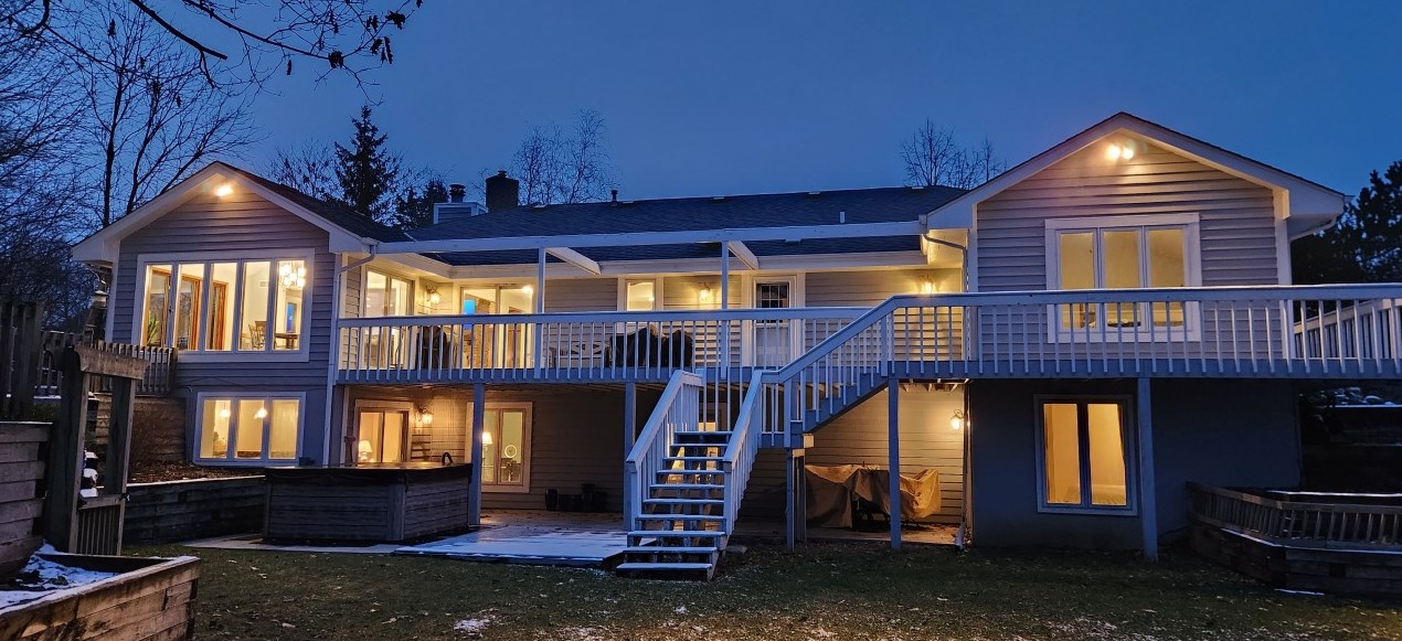 1710 Boulder Ct, Waukesha, WI 53189-8083
