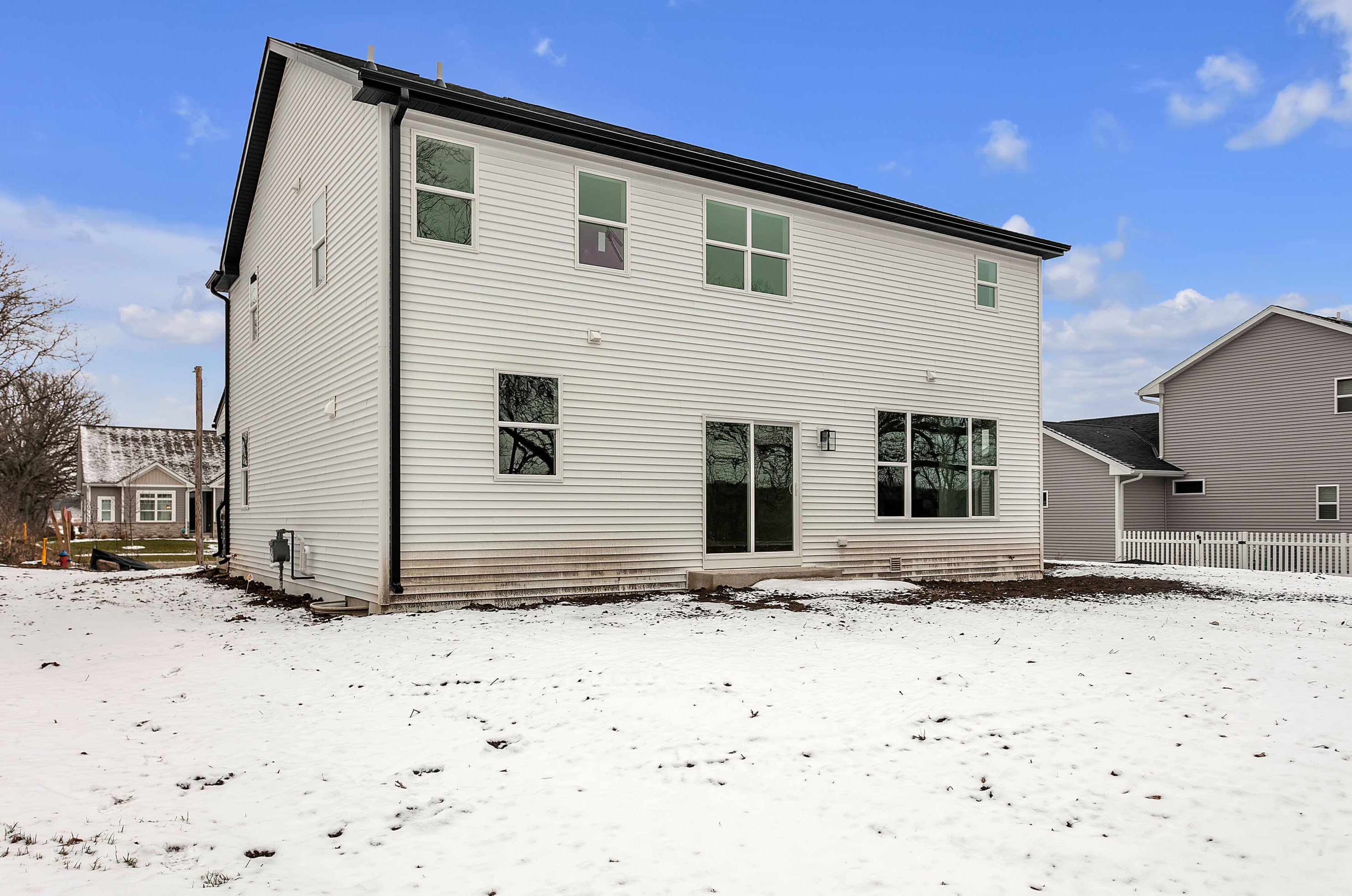 32 York St, Union Grove WI  53182-9704 exterior