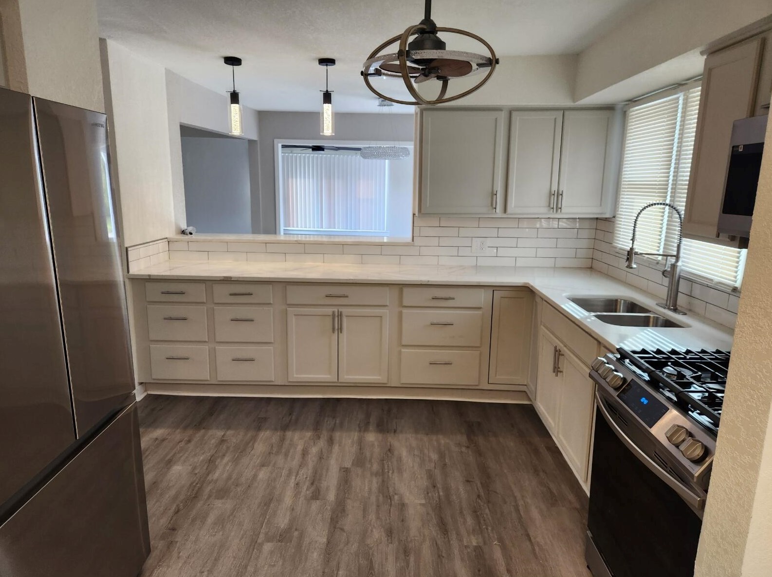 6725 54th St, Milwaukee WI  53223-5927 exterior