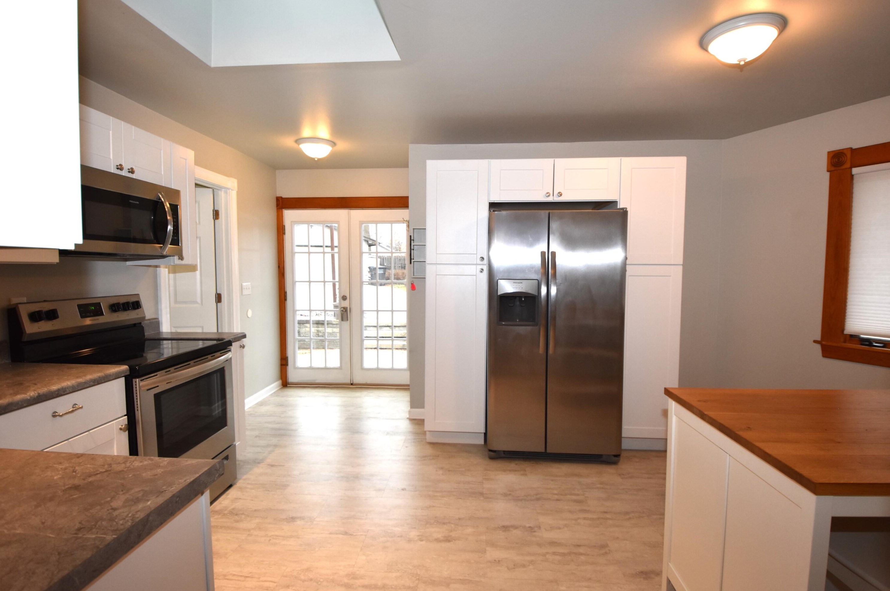 239 Fox St, Mukwonago, WI 53149-1414