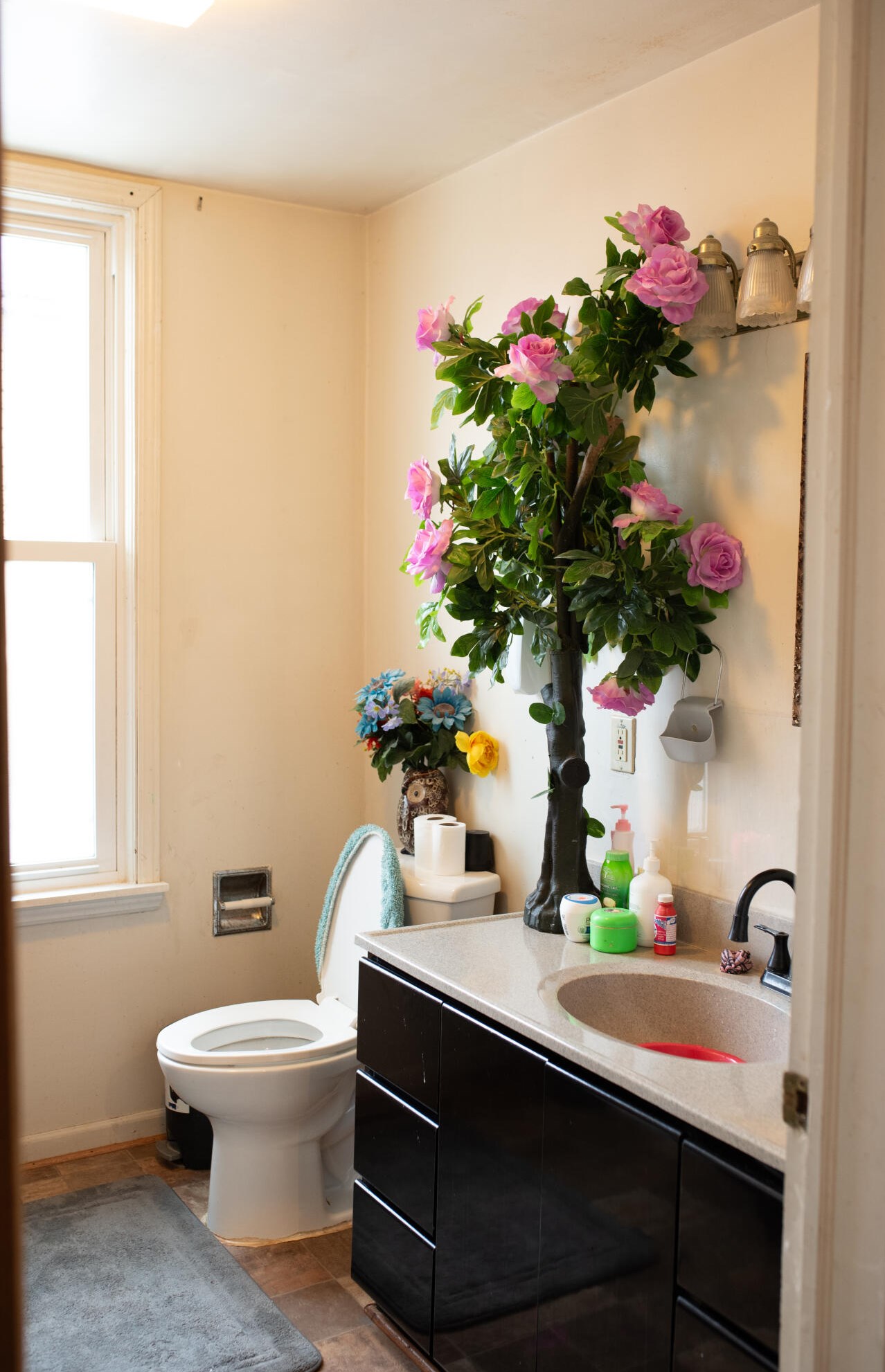 1631 N 32nd St, Milwaukee, WI 53208