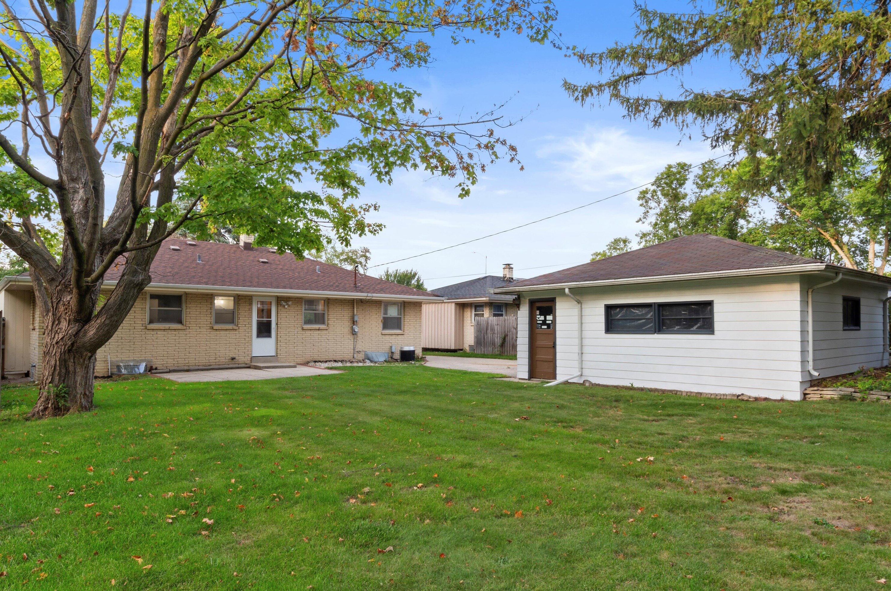 4617 Good Hope Rd, Milwaukee WI  53223-4837 exterior