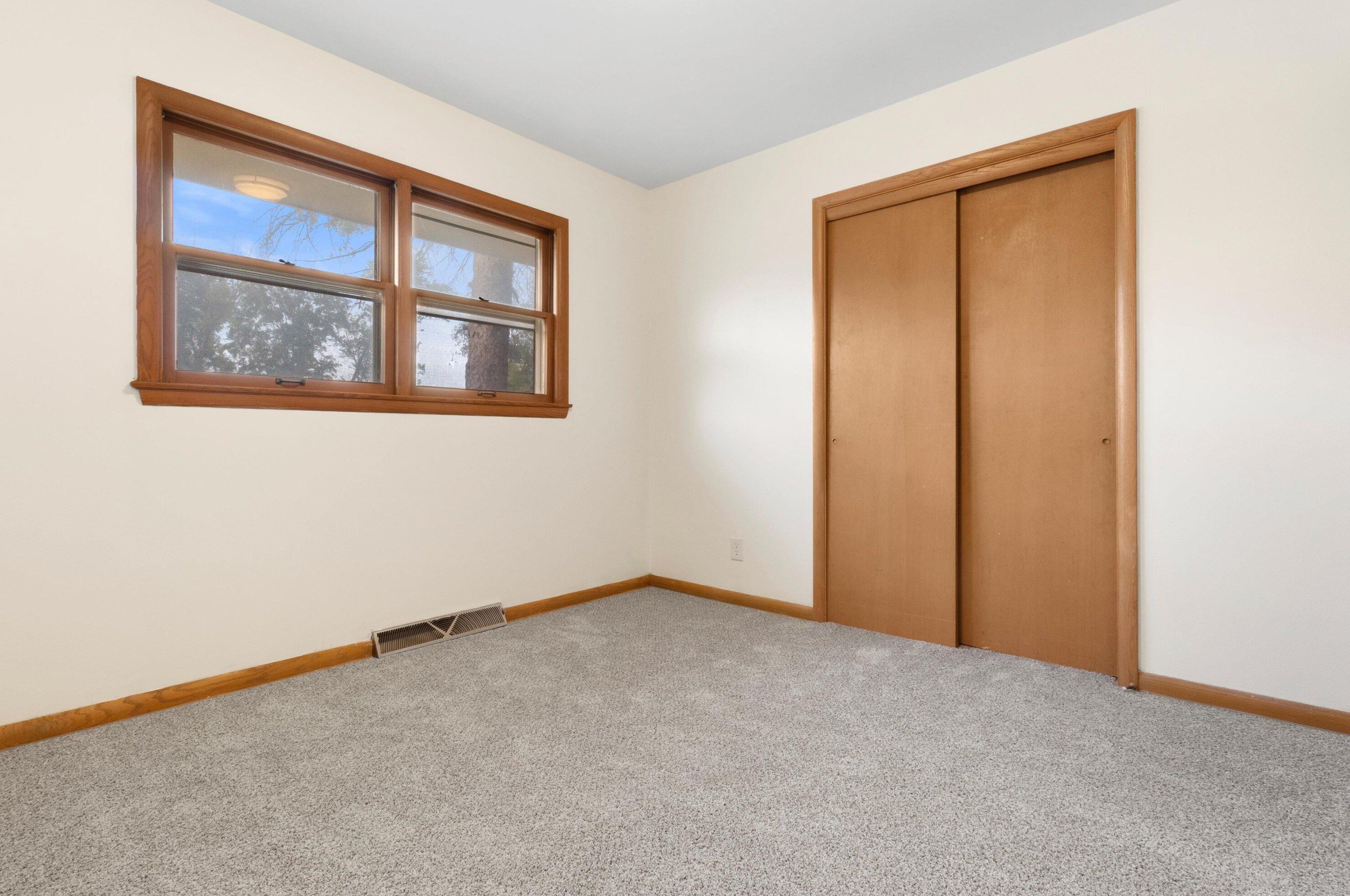 4617 Good Hope Rd, Milwaukee WI  53223-4837 exterior