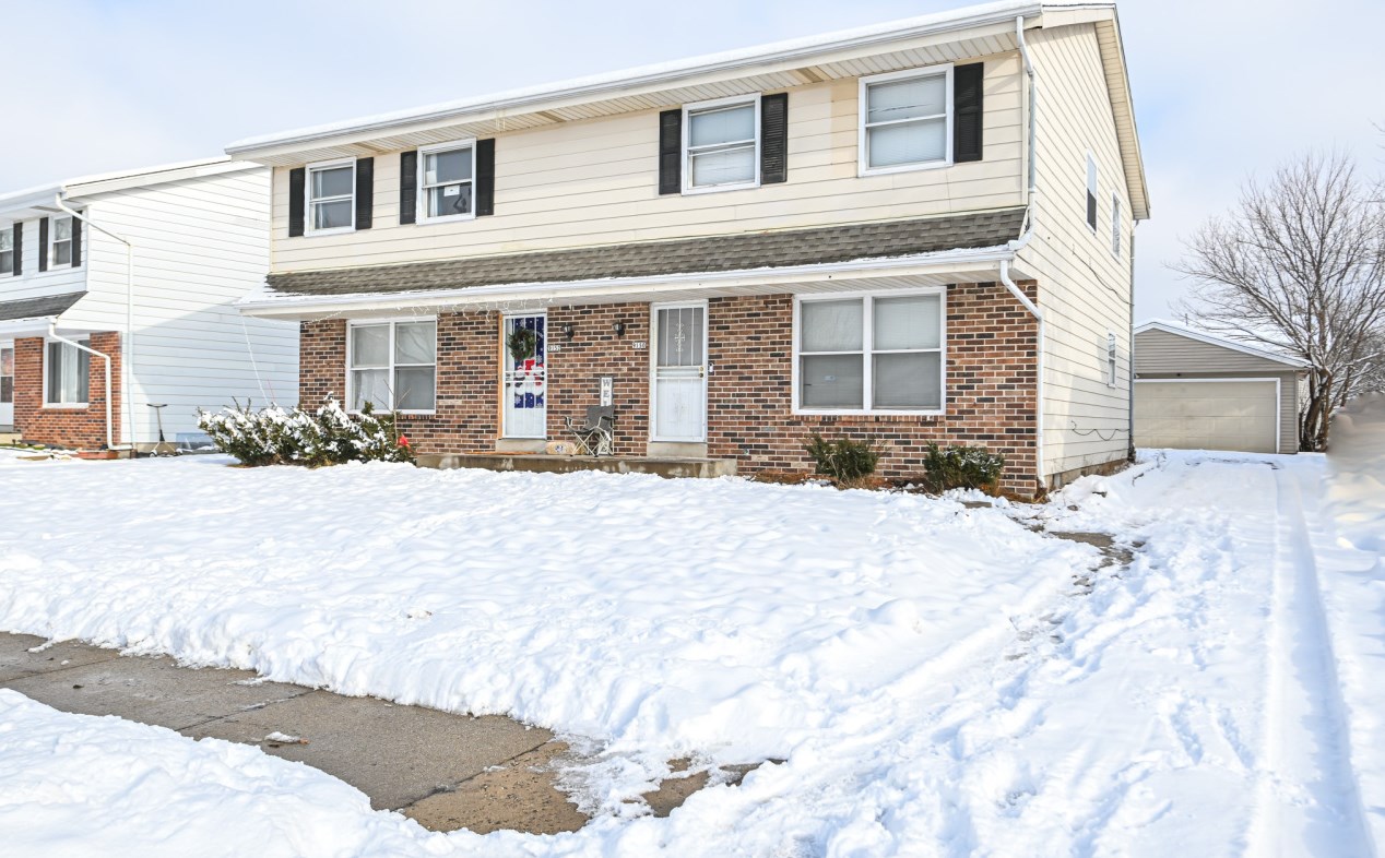 9150 95th St, Milwaukee, WI 53224-1709